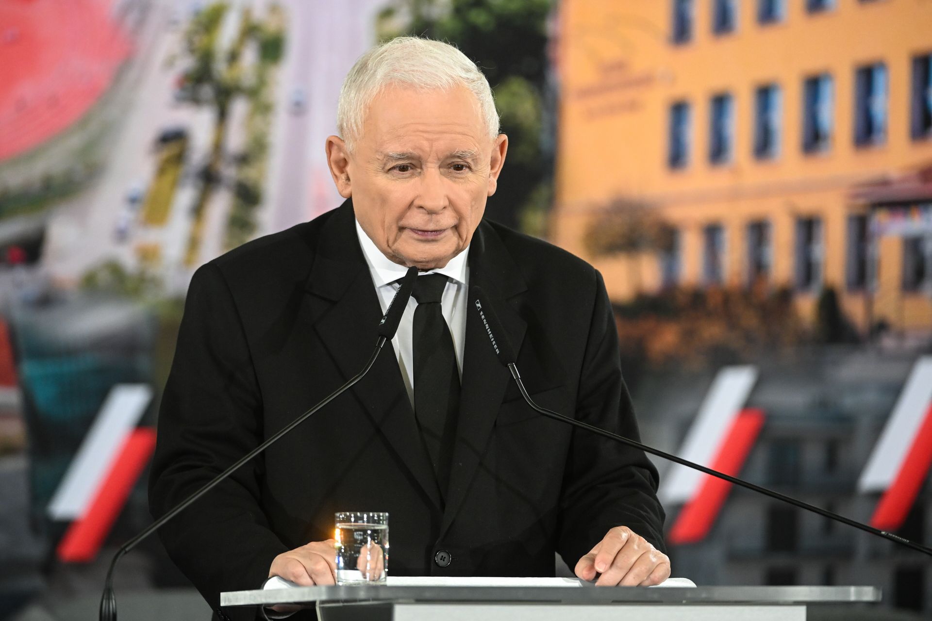 "Musi być rozwiązany". Kaczyński o problemie finansowania samorządów