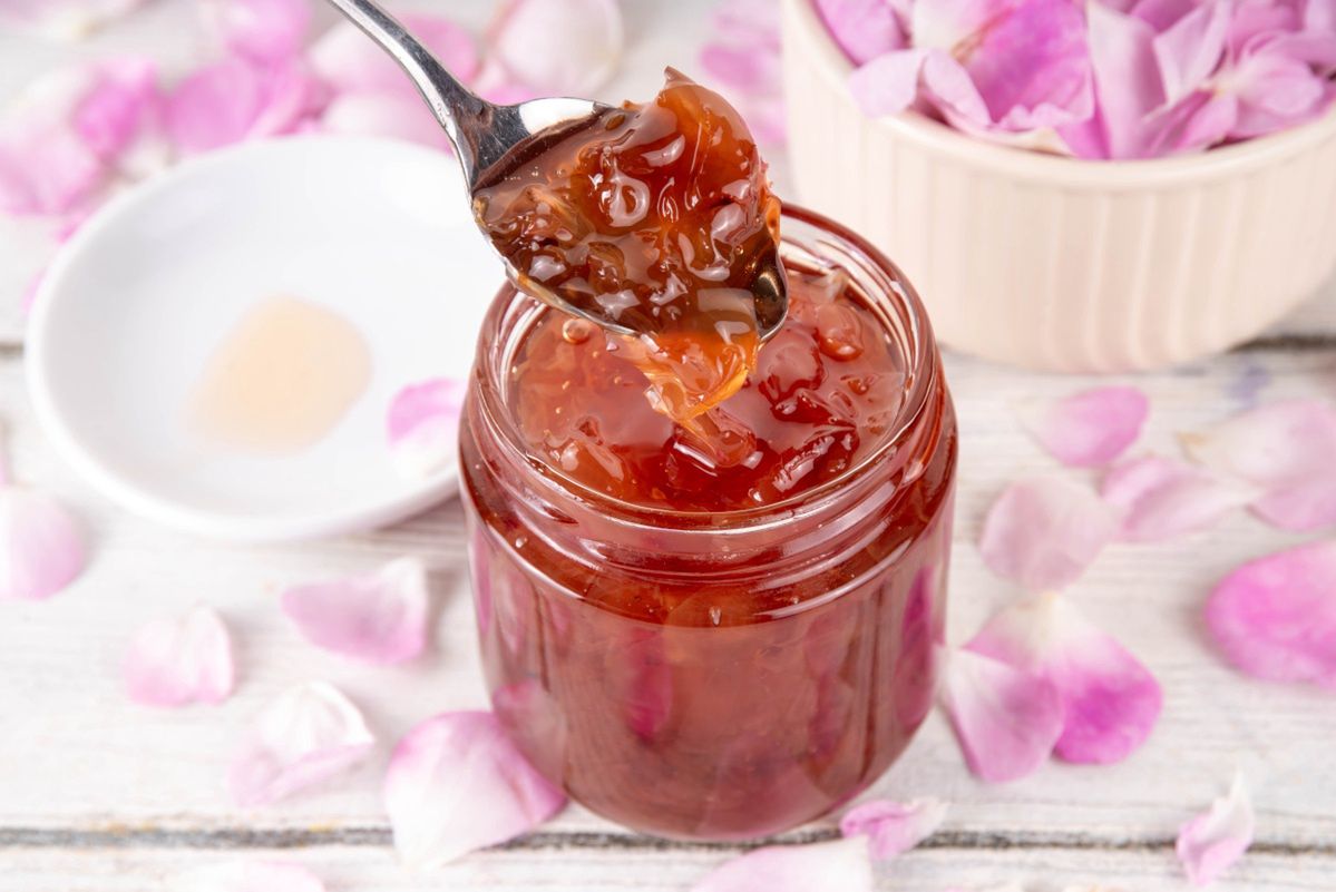 Zbieram w parku i robię aromatyczną konfiturę. Numer jeden do domowych pączków