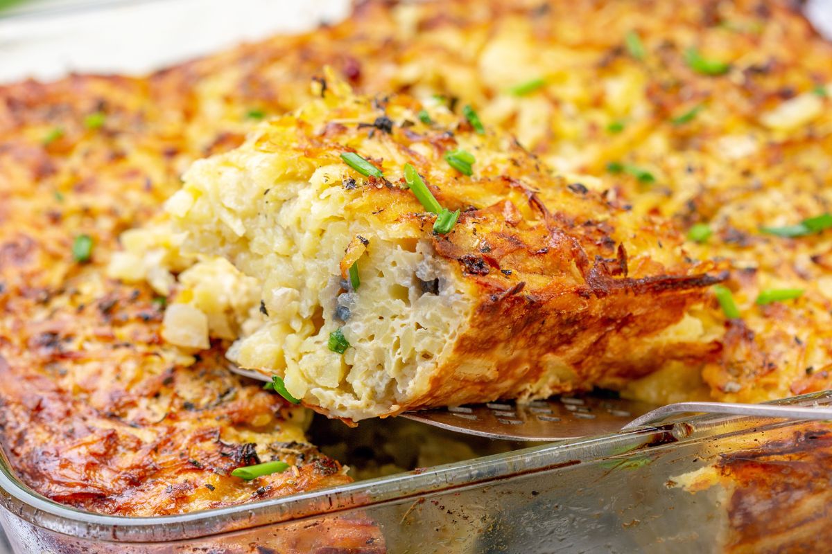 Moja babcia z Podlasia piecze go zawsze, gdy przyjeżdża cała rodzina. Nic nie znika szybciej ze stołu