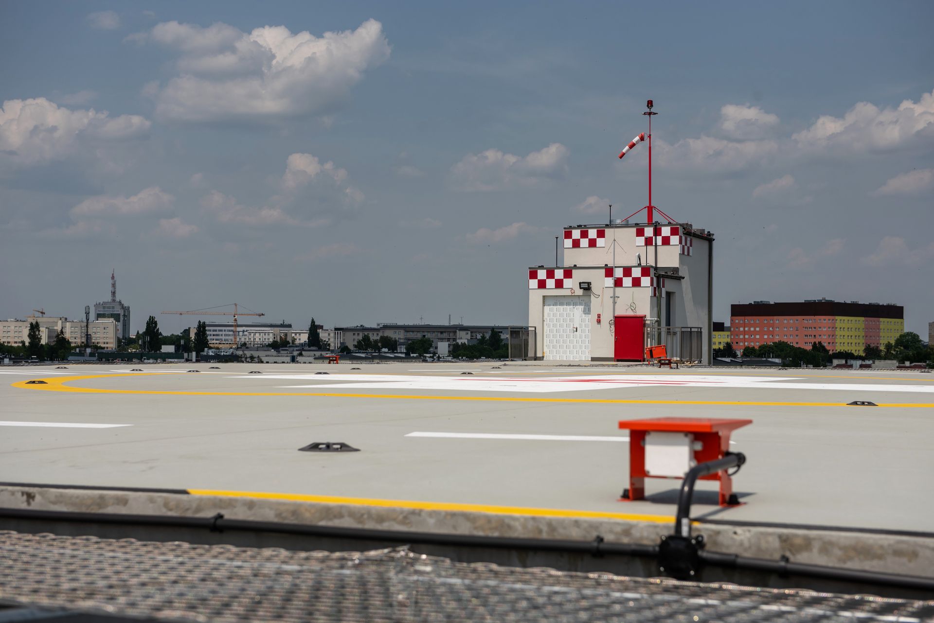 Absurd w Lublinie. Wydali miliony na SOR, a teraz go nie otwierają, bo by padli