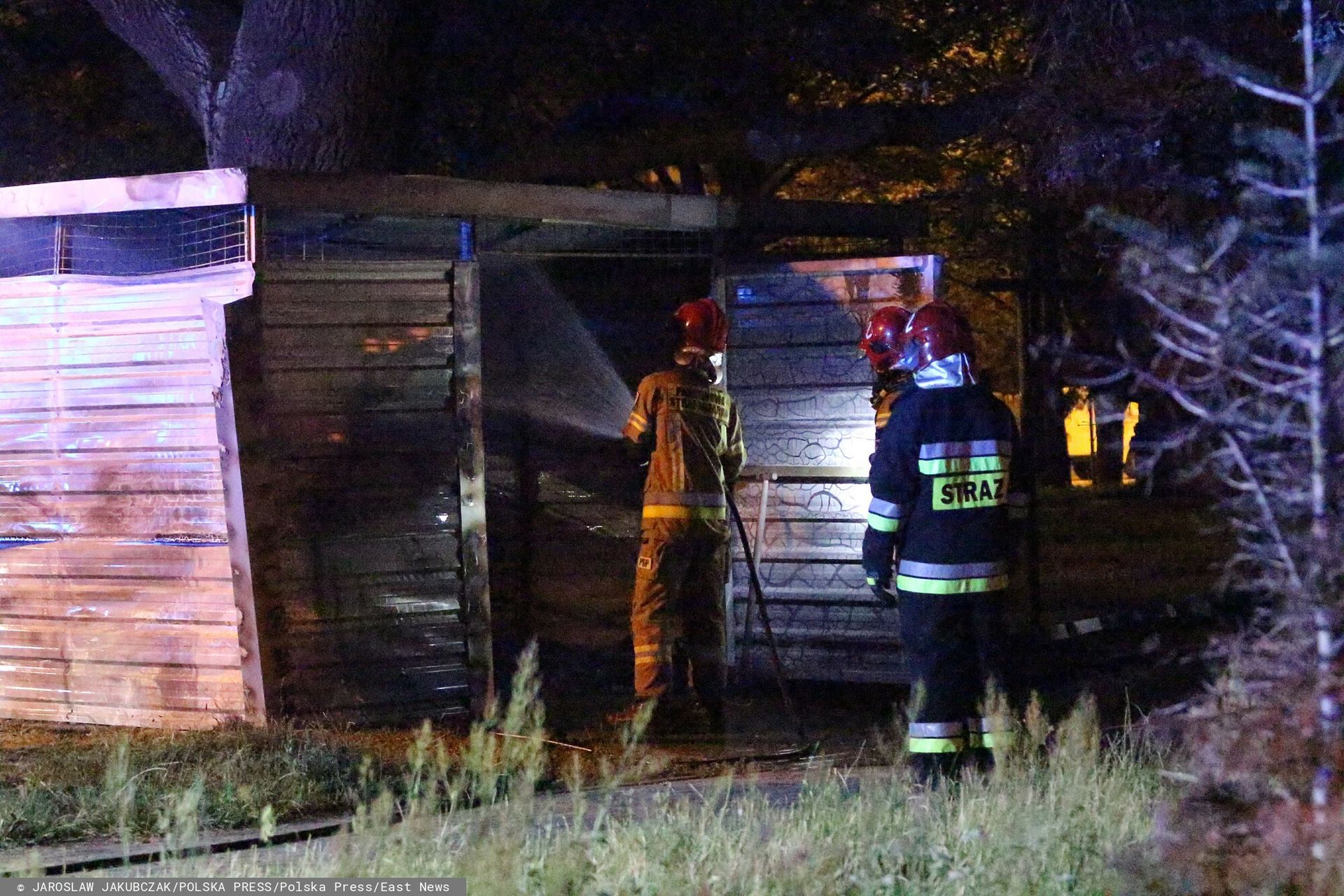 84-letnia radczyni prawna skazana. Podpalała wiaty śmietnikowe
