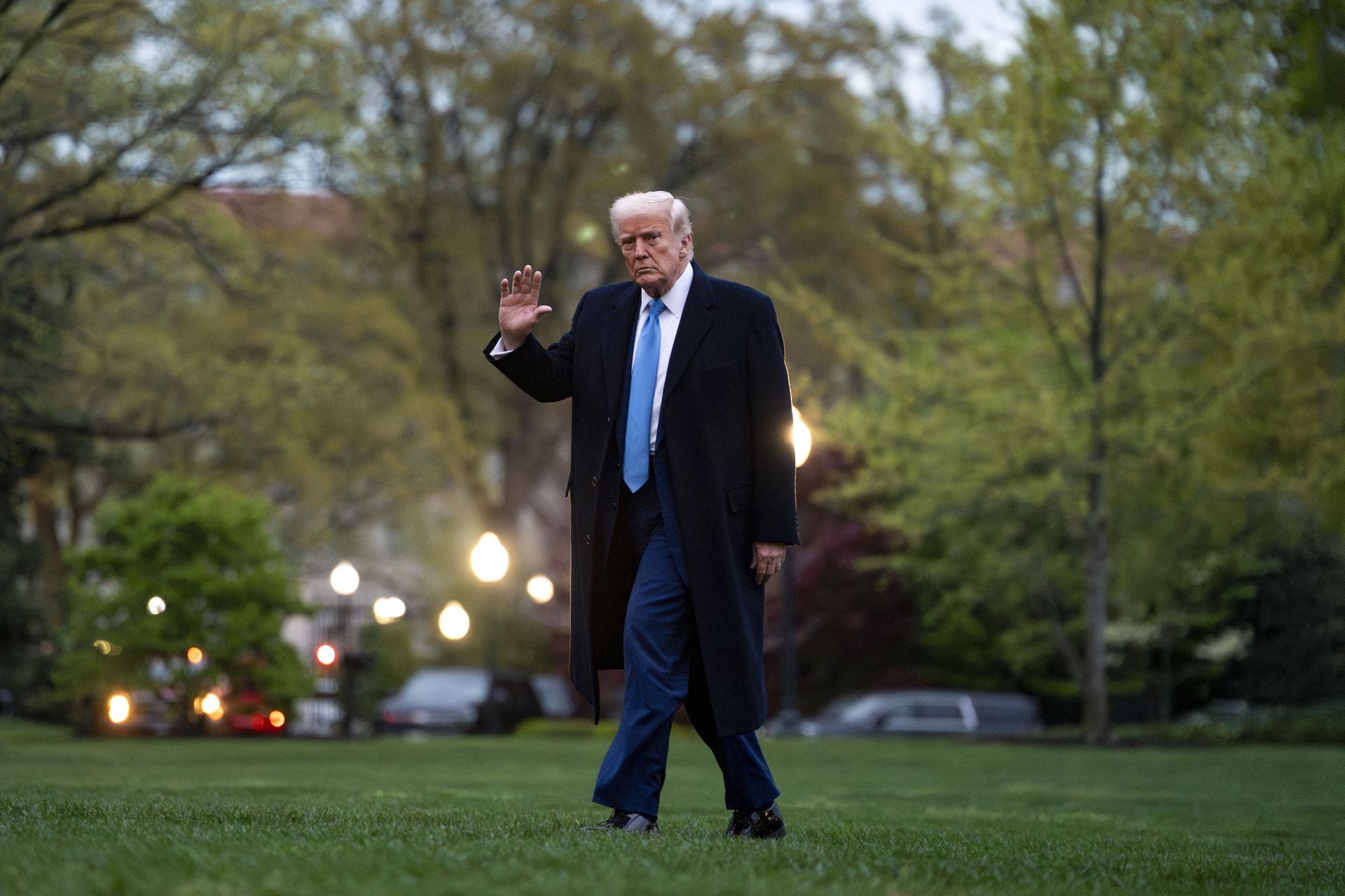 Eksperci o cłach Trumpa. "Spowolnią wzrost gospodarczy w strefie euro"