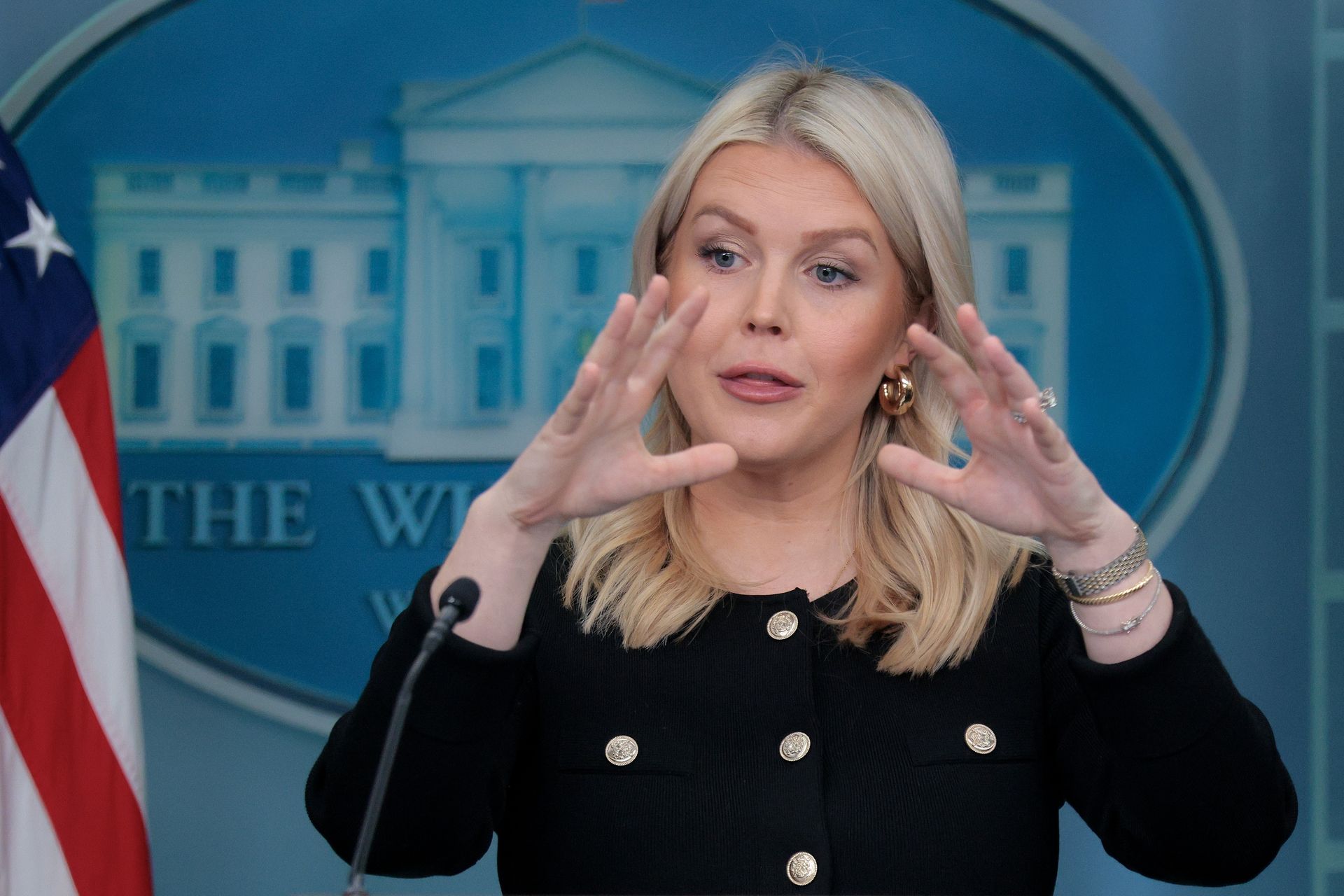 Biały Dom o Iranie. "Prezydent rozważa atak"