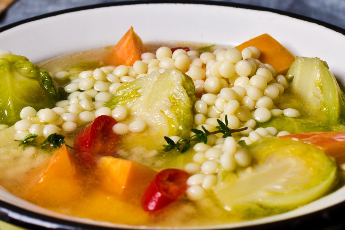 Na obiad robię zupę perełkową. Zdrowa, pożywna, a dzieci ją kochają