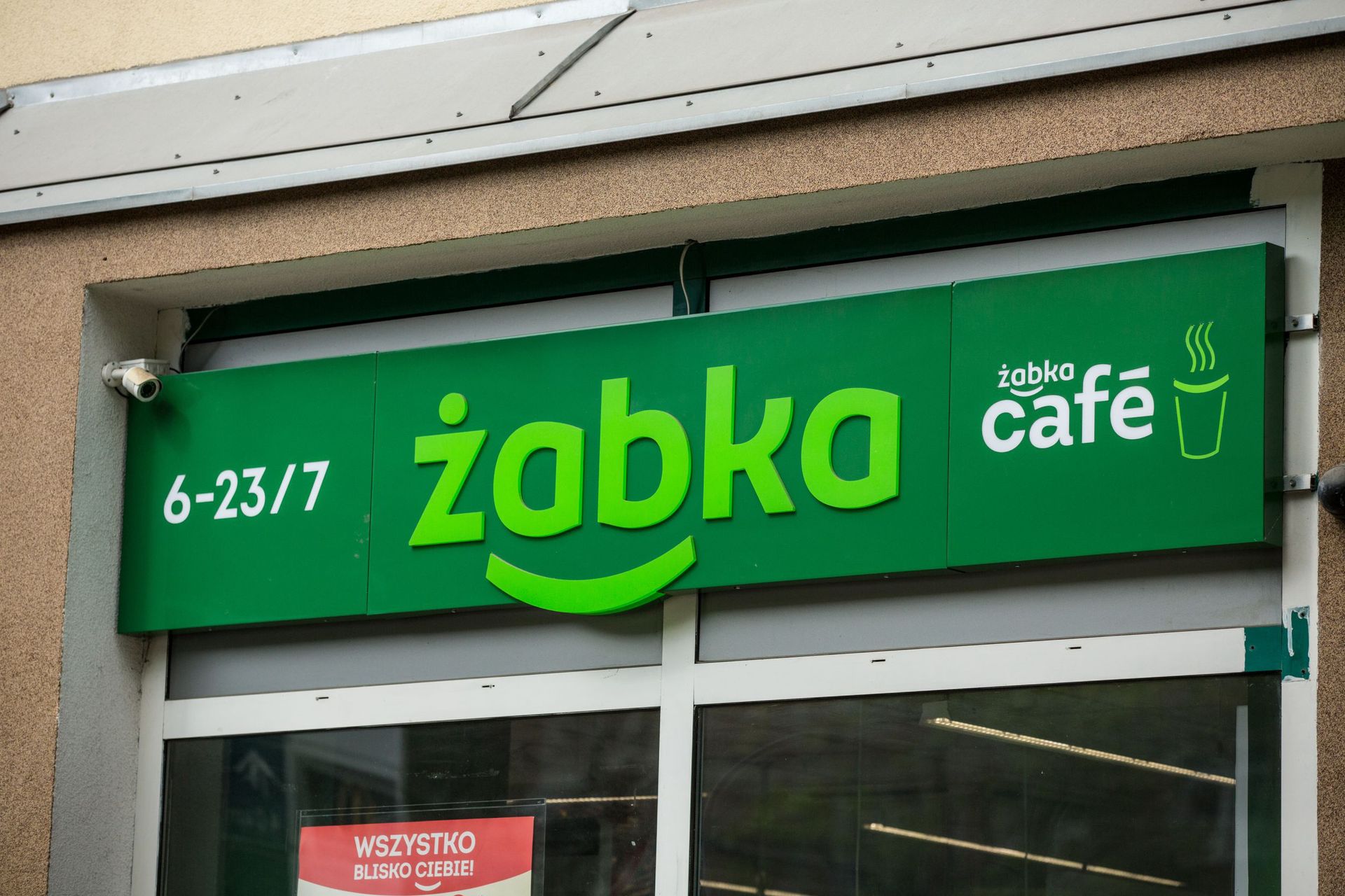 Czy Żabka będzie otwarta w Wigilię? Jest odpowiedź sieci