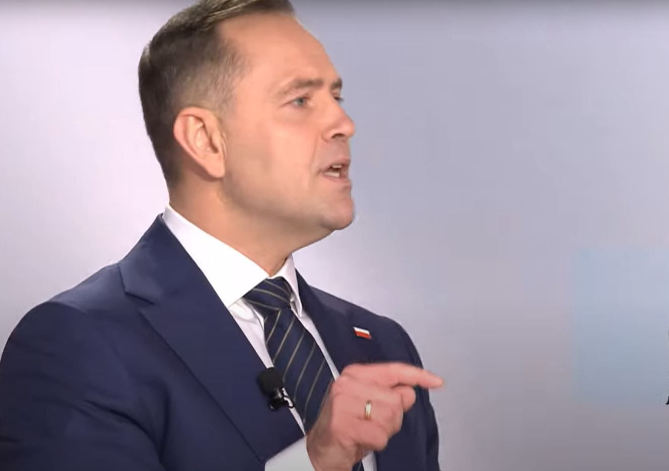 Nawrocki atakuje Hołownie. "Klaunem polskiej polityki"