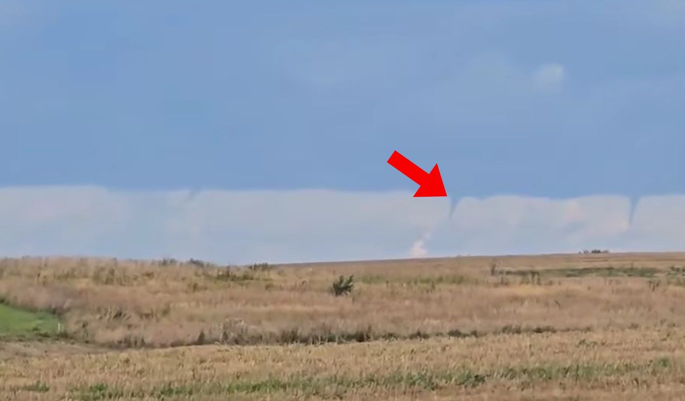 Trąby wodne nad Bałtykiem. Spektakularne nagranie