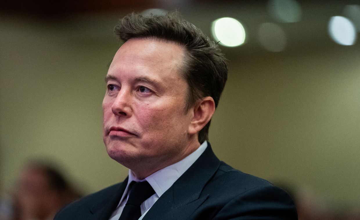 "Śliniący się imbecyl". Musk odpowiada Sikorskiemu