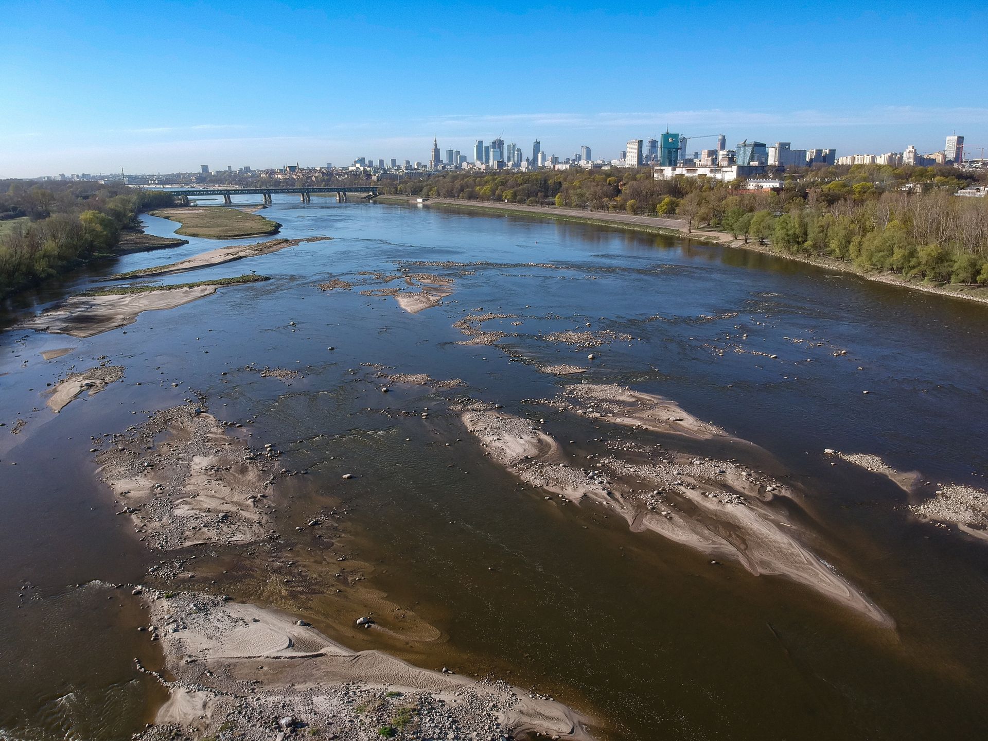 Susza "wisi w powietrzu". Hydrolog ostrzega przed problemem