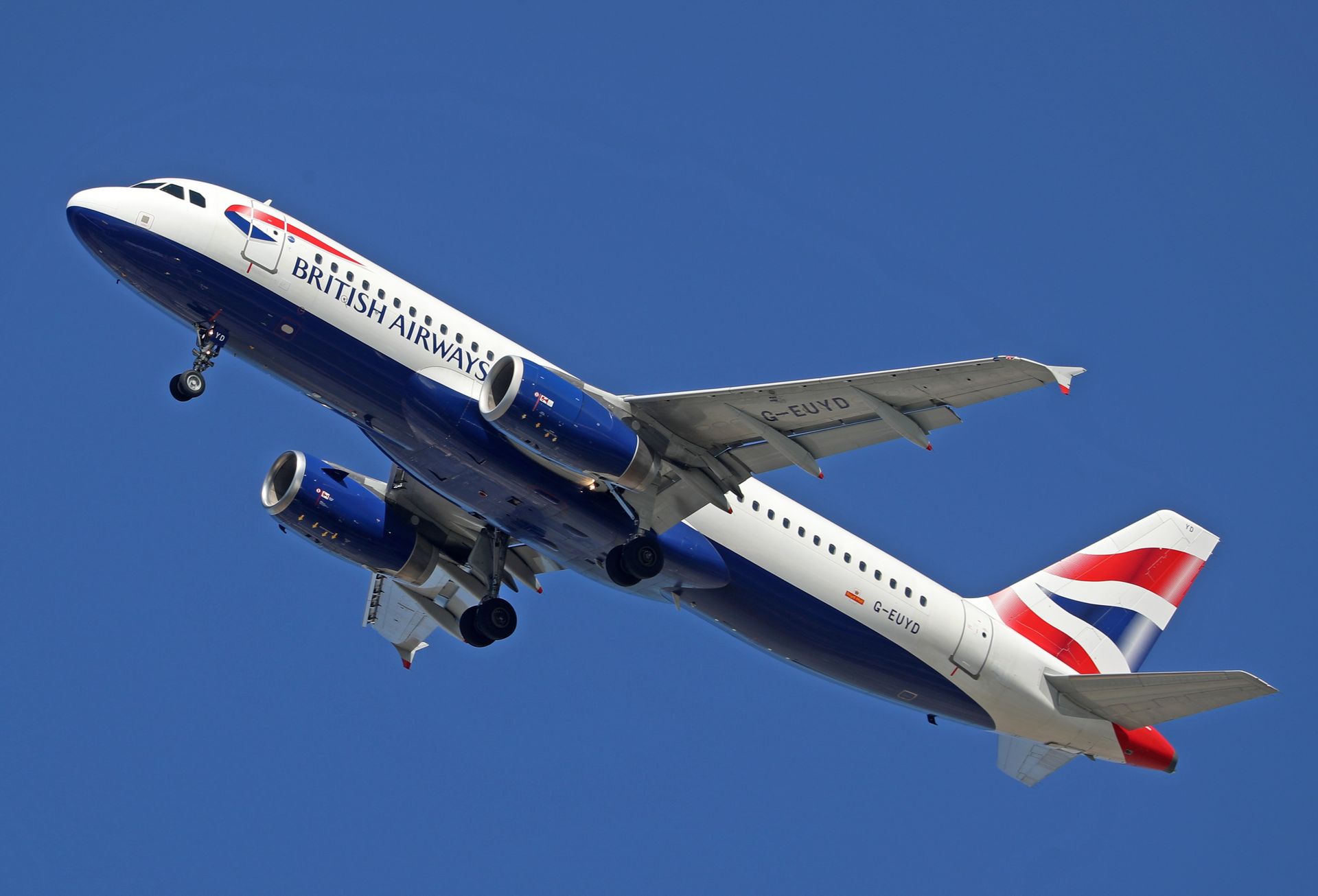 Awaria Airbusa nad londyńskim City. Dwa ostrzeżenia o przeciągnięciu