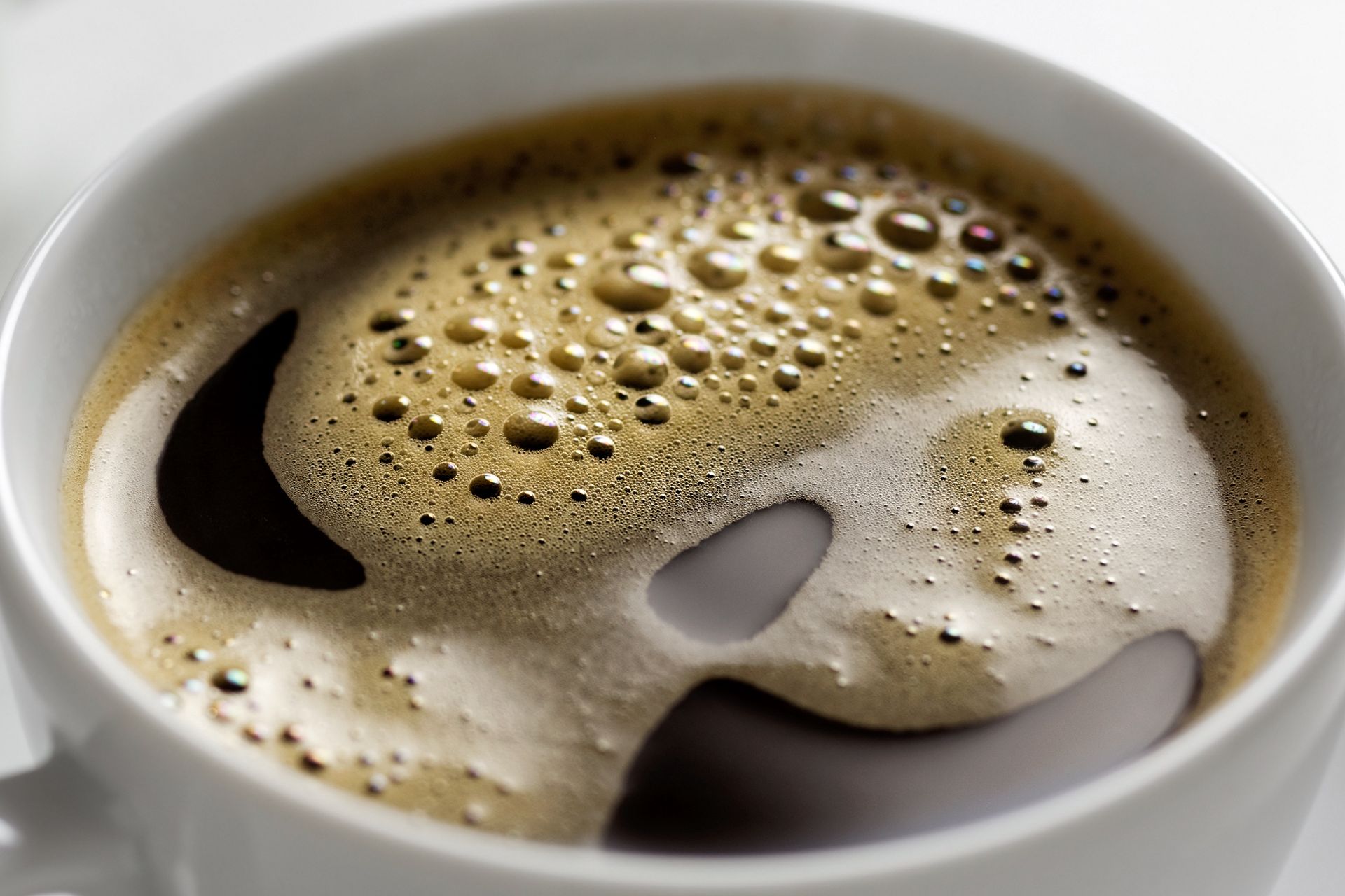 Wlej łyżeczkę do kawy i zamieszaj. Doda energii na cały dzień, spowolni starzenie