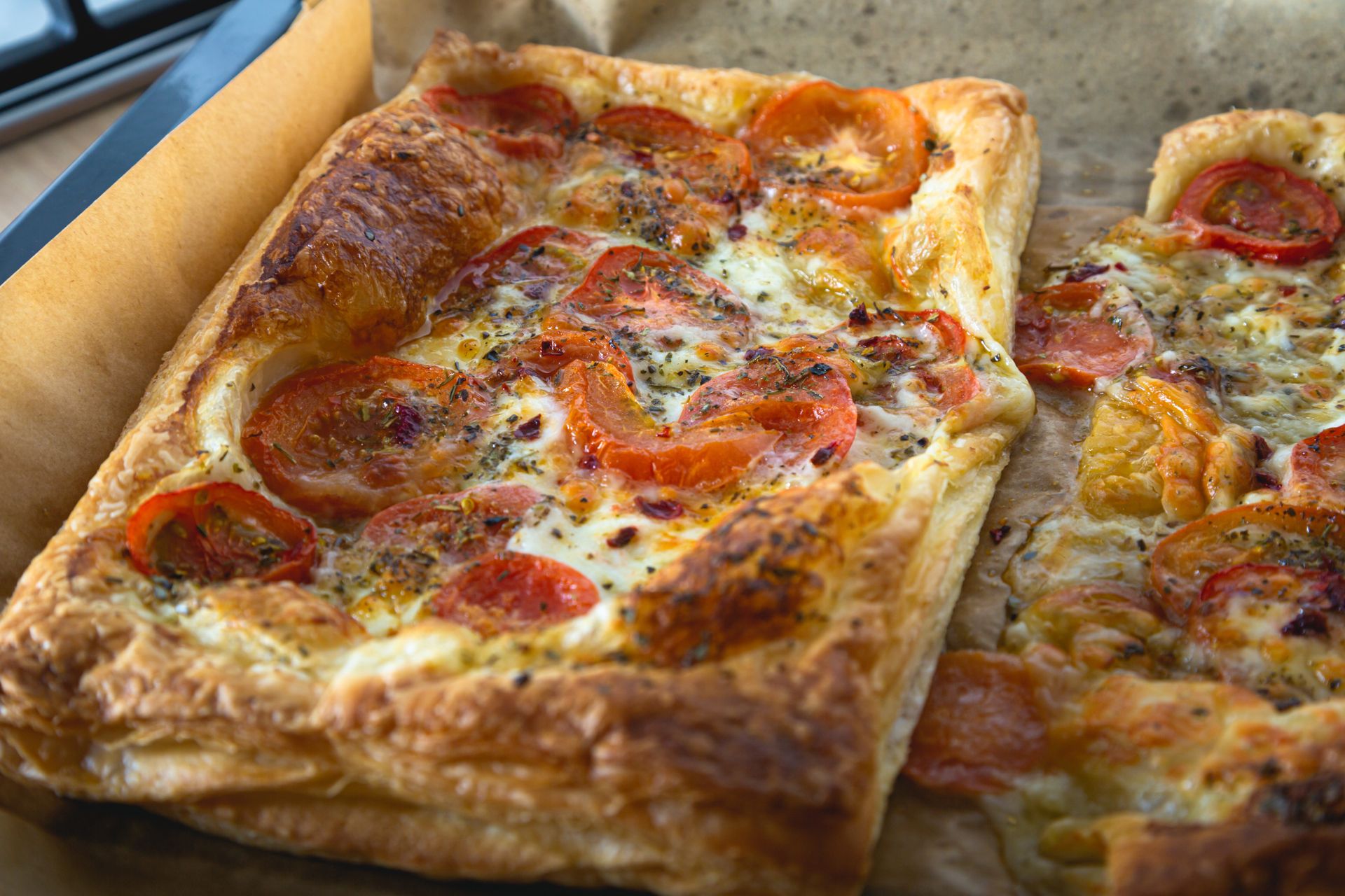 Szybka pizza na kolację. Jej zrobienie zajmuje mi dosłownie 5 minut