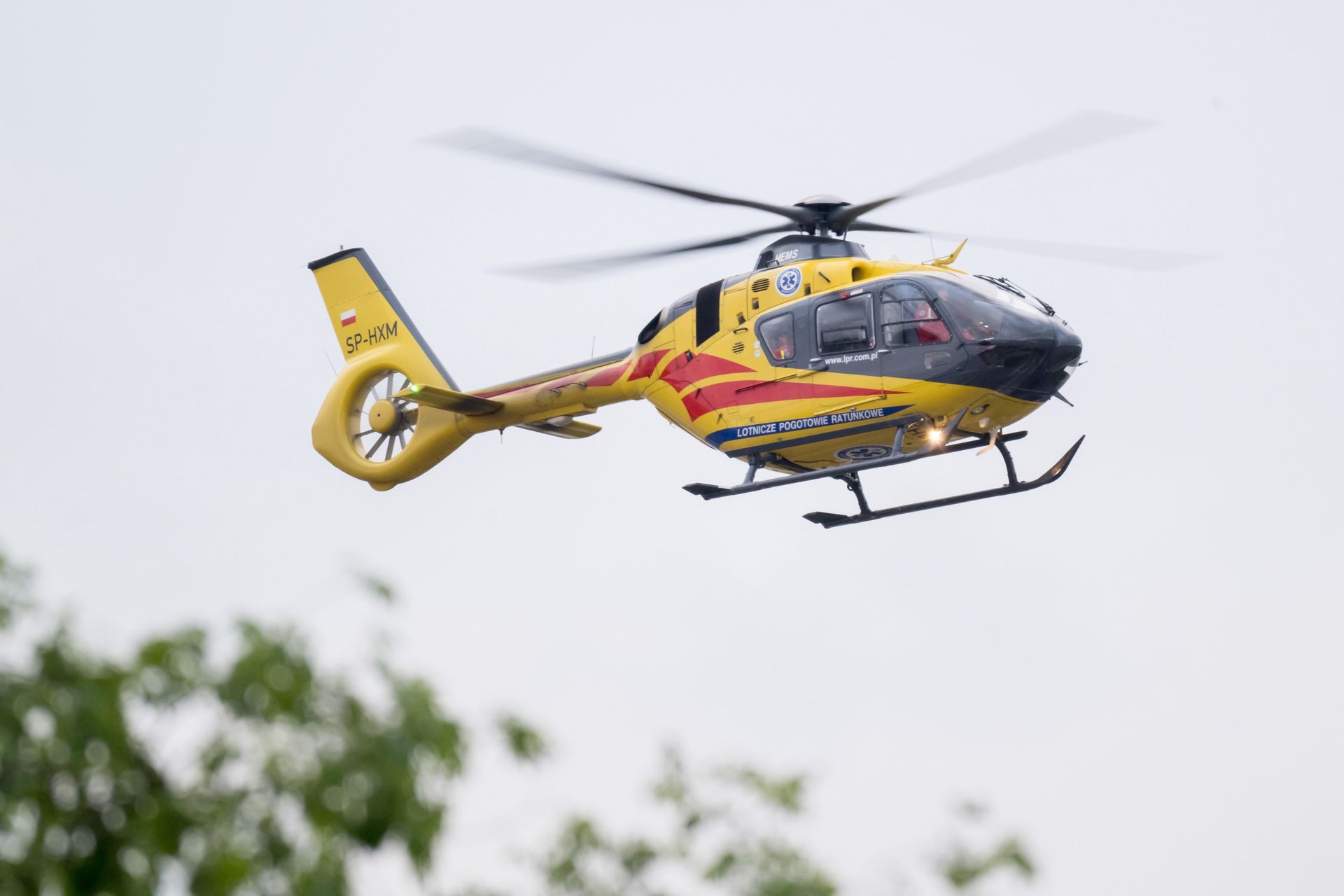 Międzyrzecz. Dziecko wypadło przez okno. W akcji śmigłowiec LPR