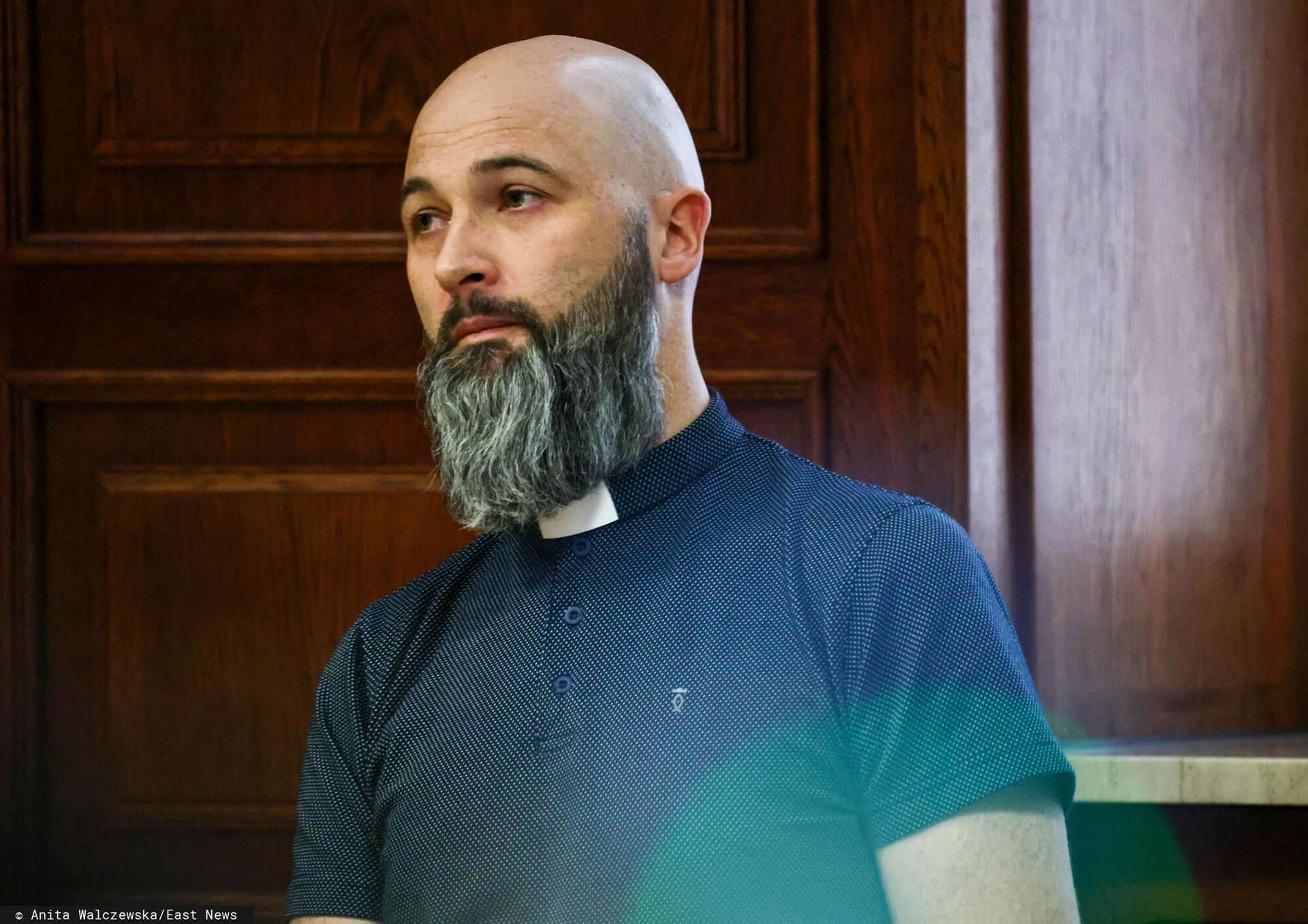 Ksiądz Olszewski stanął przed sądem. "Jestem nękany"