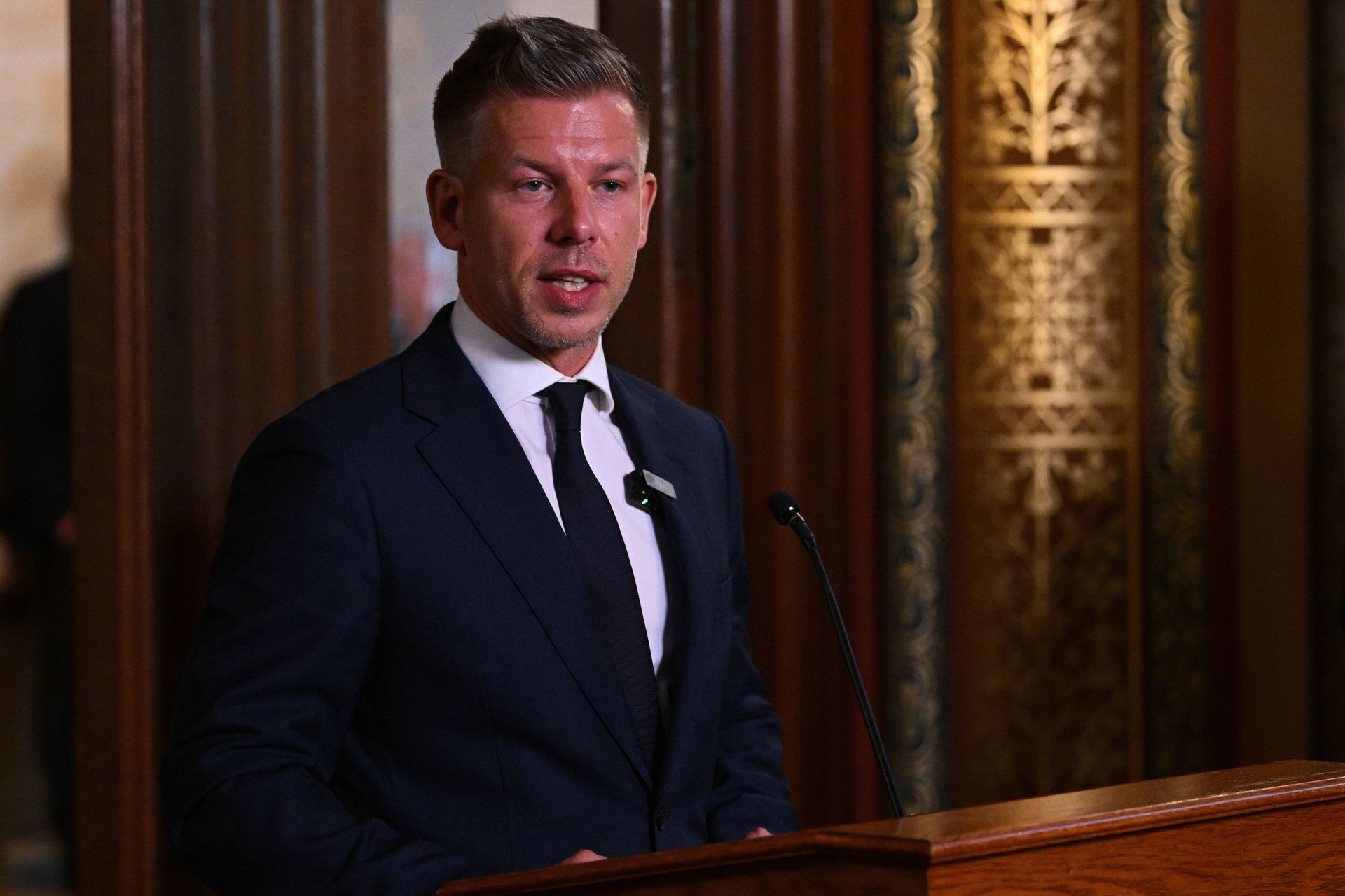 Magyar miał wyrzucić telefon mężczyzny do Dunaju. Został przesłuchany