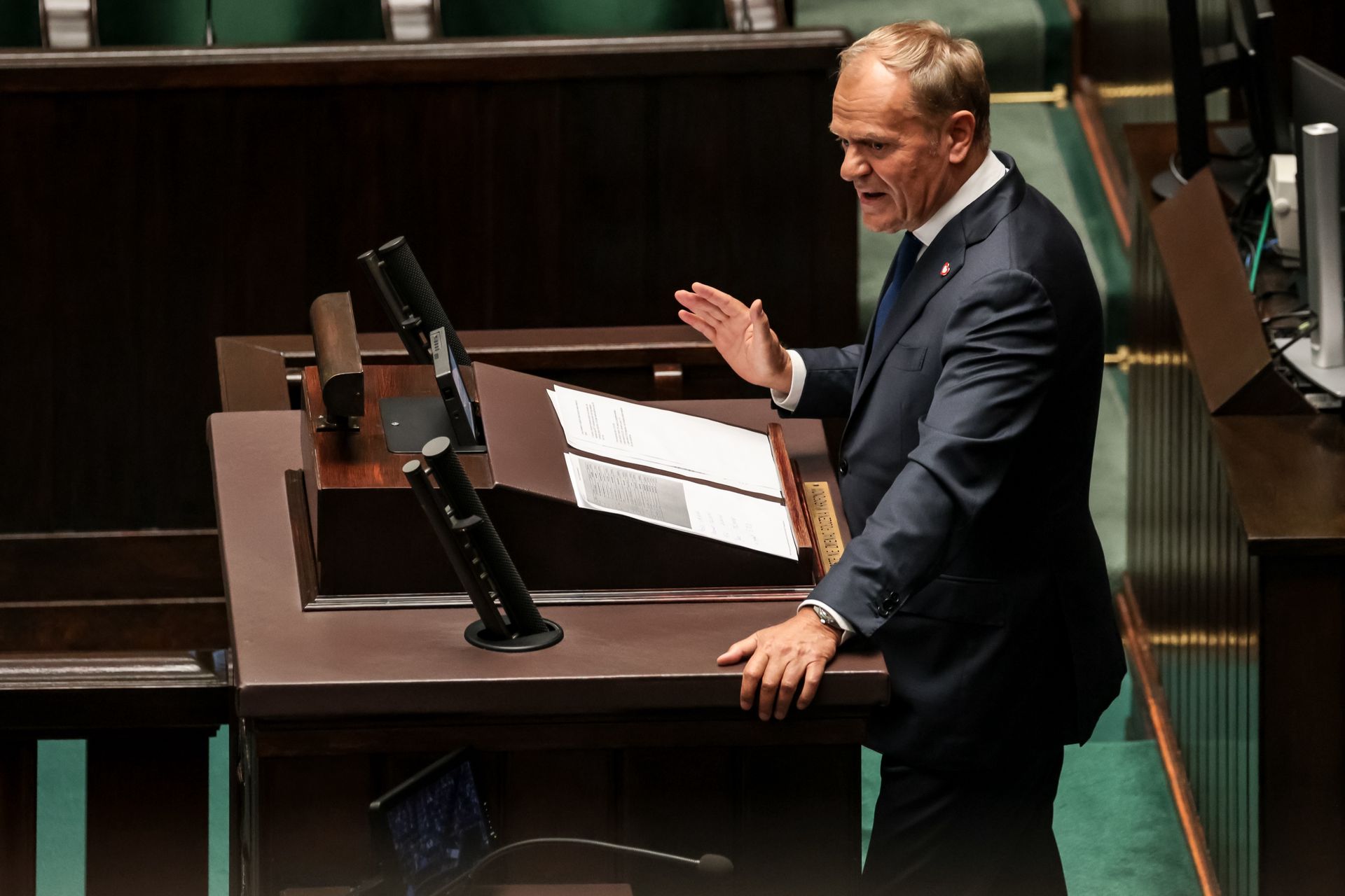 Będą musieli oddać 800 plus. Papa mówi o 52 tys. osób