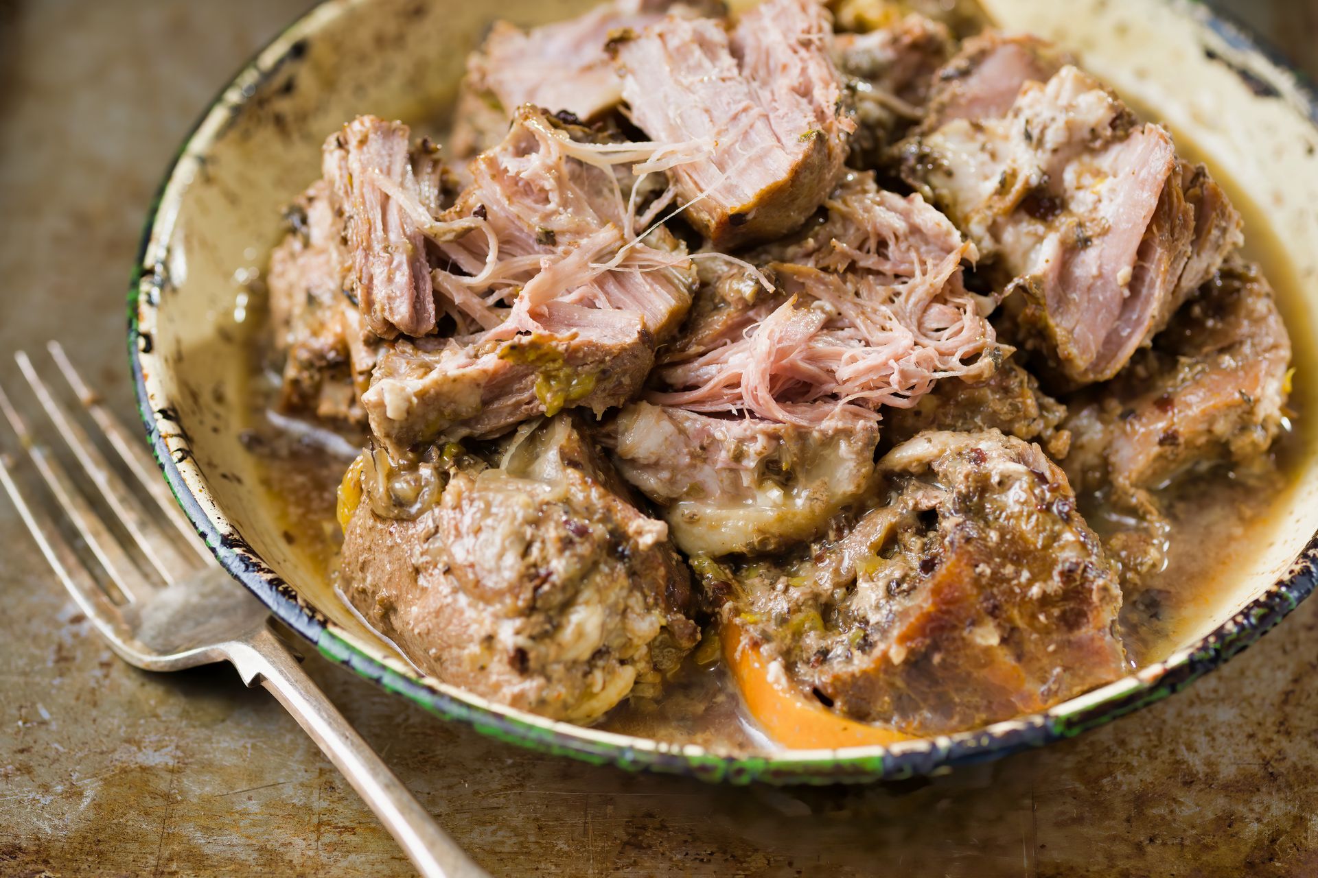 Tak przygotowane mięsko rozpada się pod widelcem. W Nowy Rok zaskoczę gości