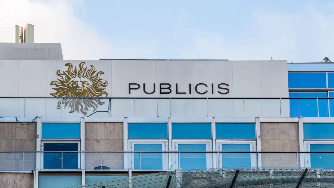 Publicis Groupe urosła o ponad 5 proc. AI drogie, akcje tanieją