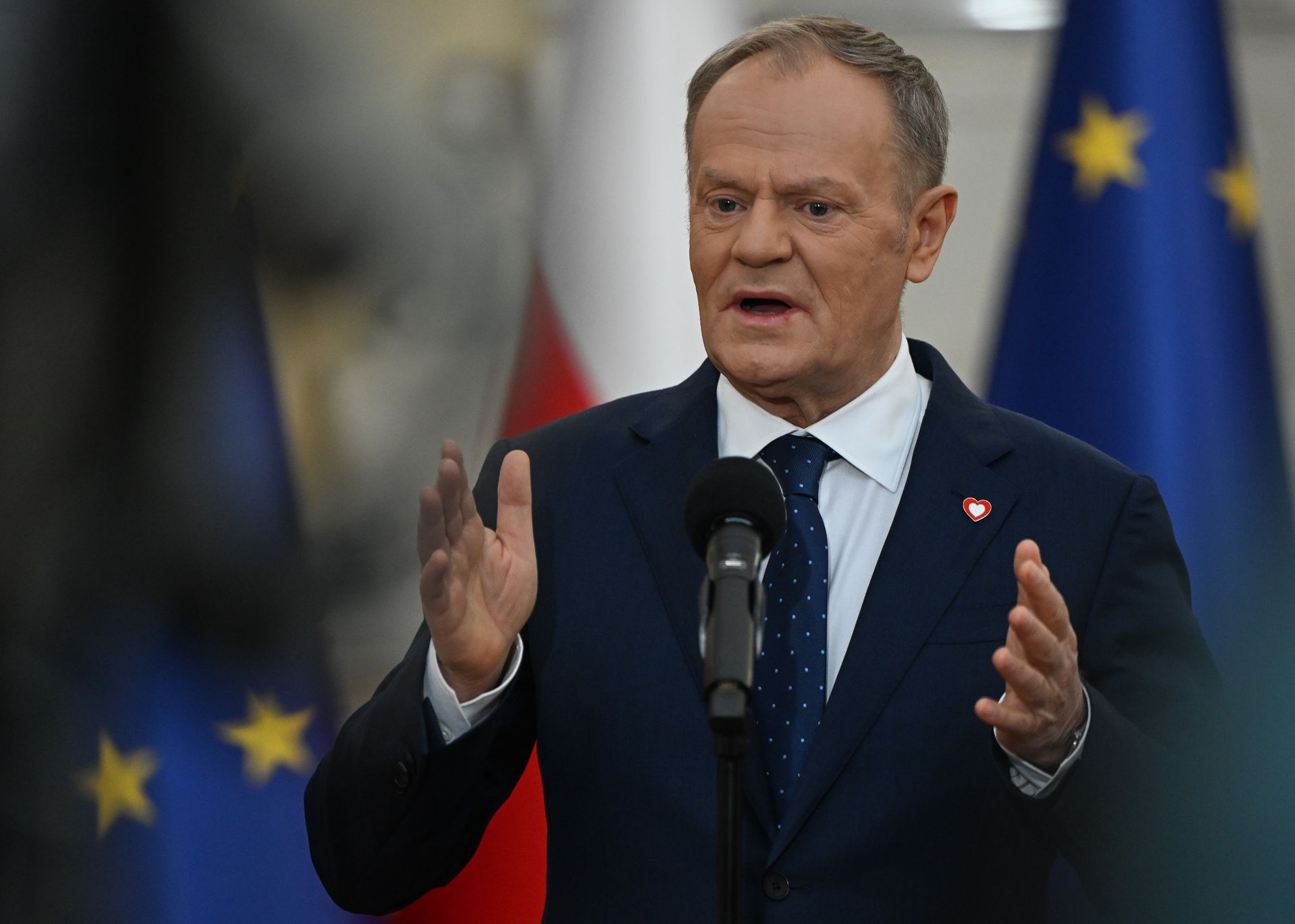 Tusk mocno do Nawrockiego i Dudy. "Waszą rolą nie jest lobbowanie"