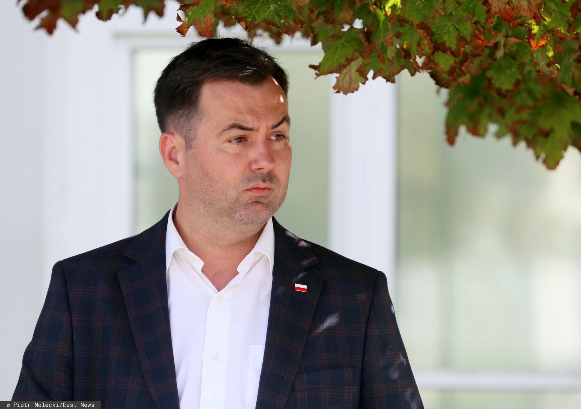 Lewe dyplomy i posada dla żony. Są podsłuchy ws. byłego rzecznika Dudy