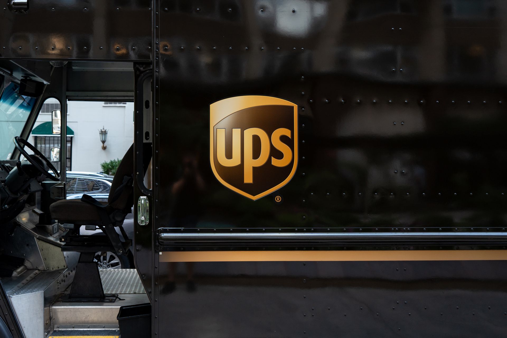 Phishing "na UPS". CERT Polska ostrzega przed fałszywym formularzem