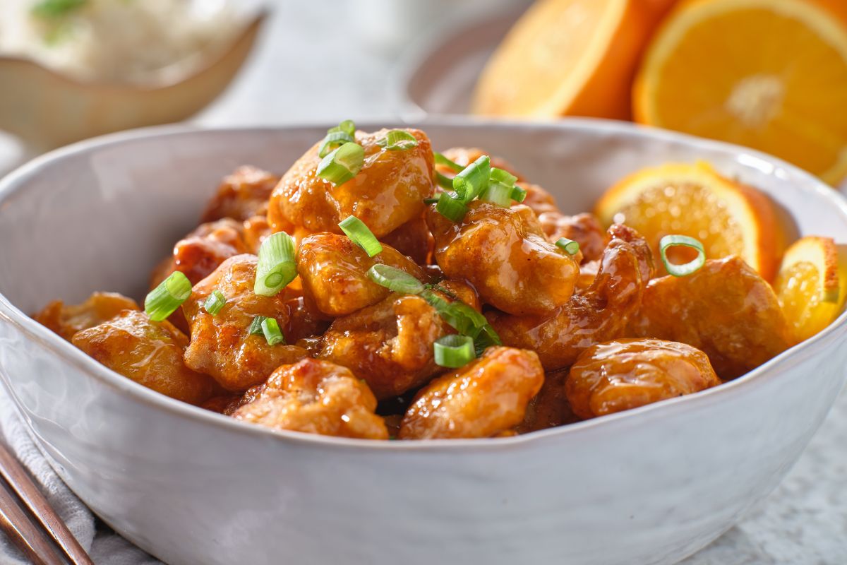 W wakacje robię kurczaka w sosie pomarańczowym. Jego smak jest nie do podrobienia