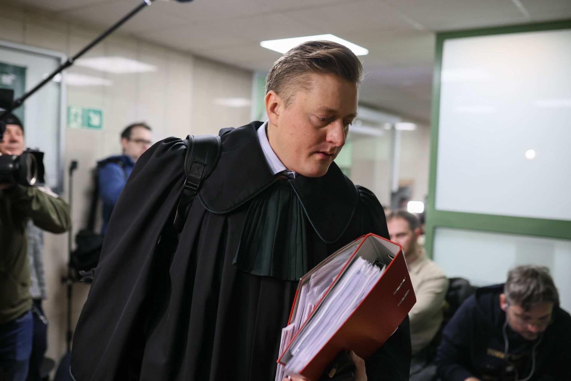 Sąd zdecydował o areszcie dla Ziobry. Adwokat: "Trafiłby do szpitala"