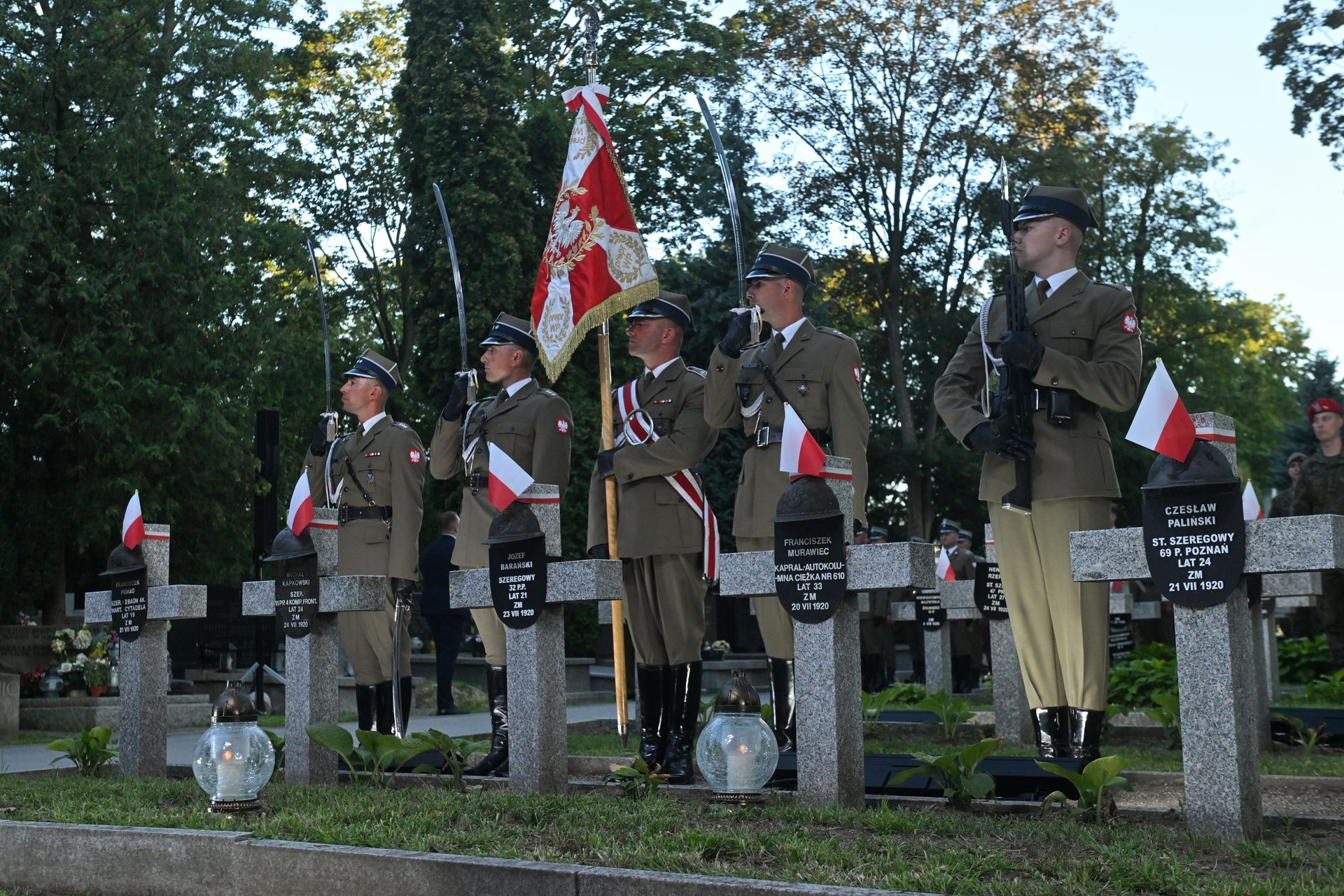 Święto Wojska Polskiego. Defilada w Warszawie, parada w Gdyni