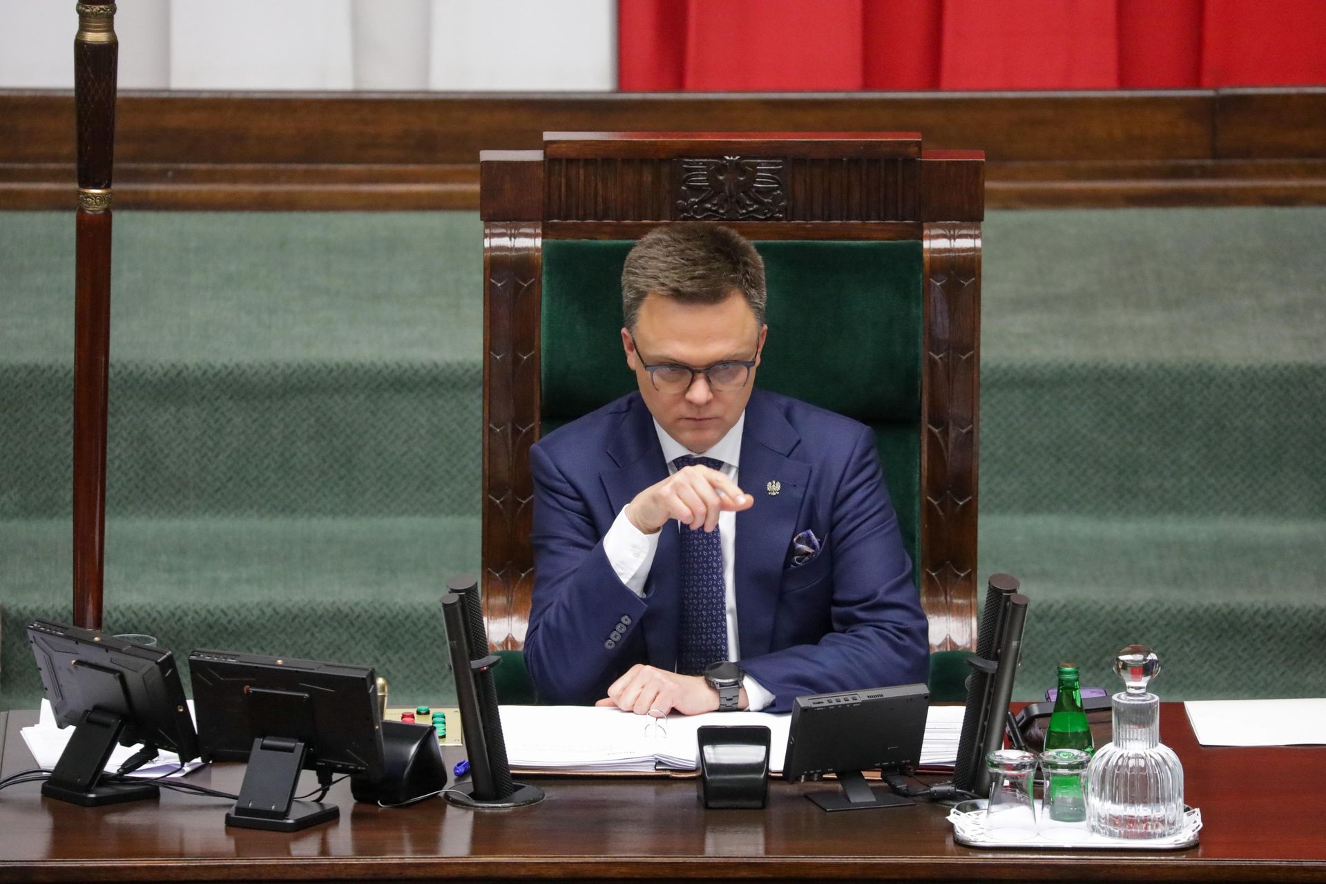 Przesunięcie terminu rekonstrukcji rządu. Podają powód