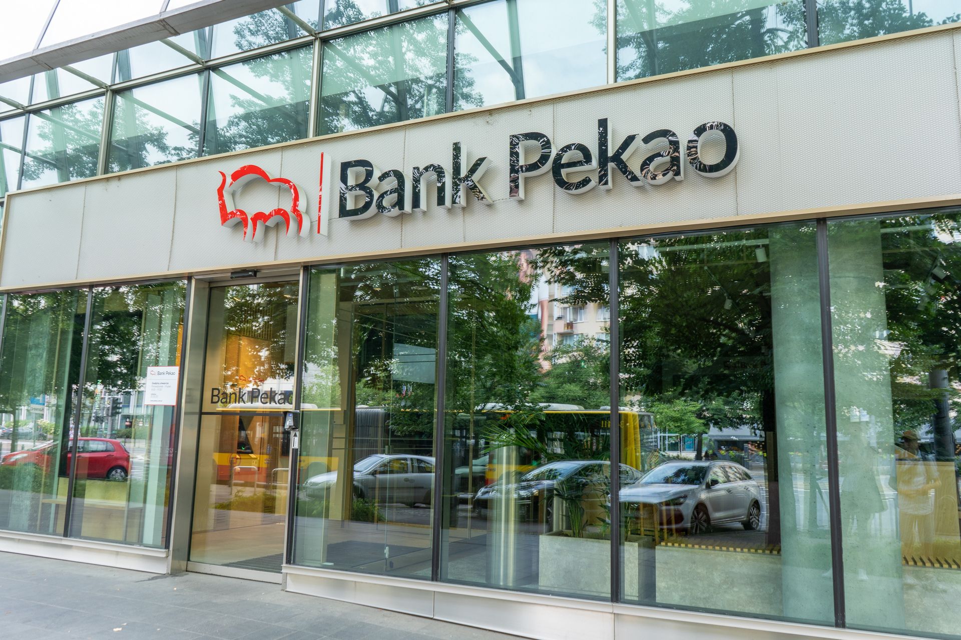 Bank Pekao S.A. wydał komunikat. Dotyczy wszystkich klientów