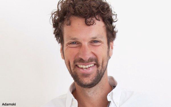 Omnicom łączy siły z Google. Nowi agenci AI mają poprawić wyniki kampanii