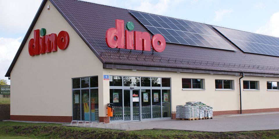 Więcej etatów, wyższe pensje. Dino trzecim pracodawcą w Polsce