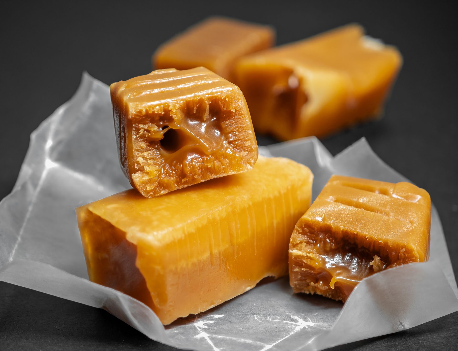 Mama robiła takie ciągutki, gdy byłem dzieckiem. Nie było lepszych słodyczy