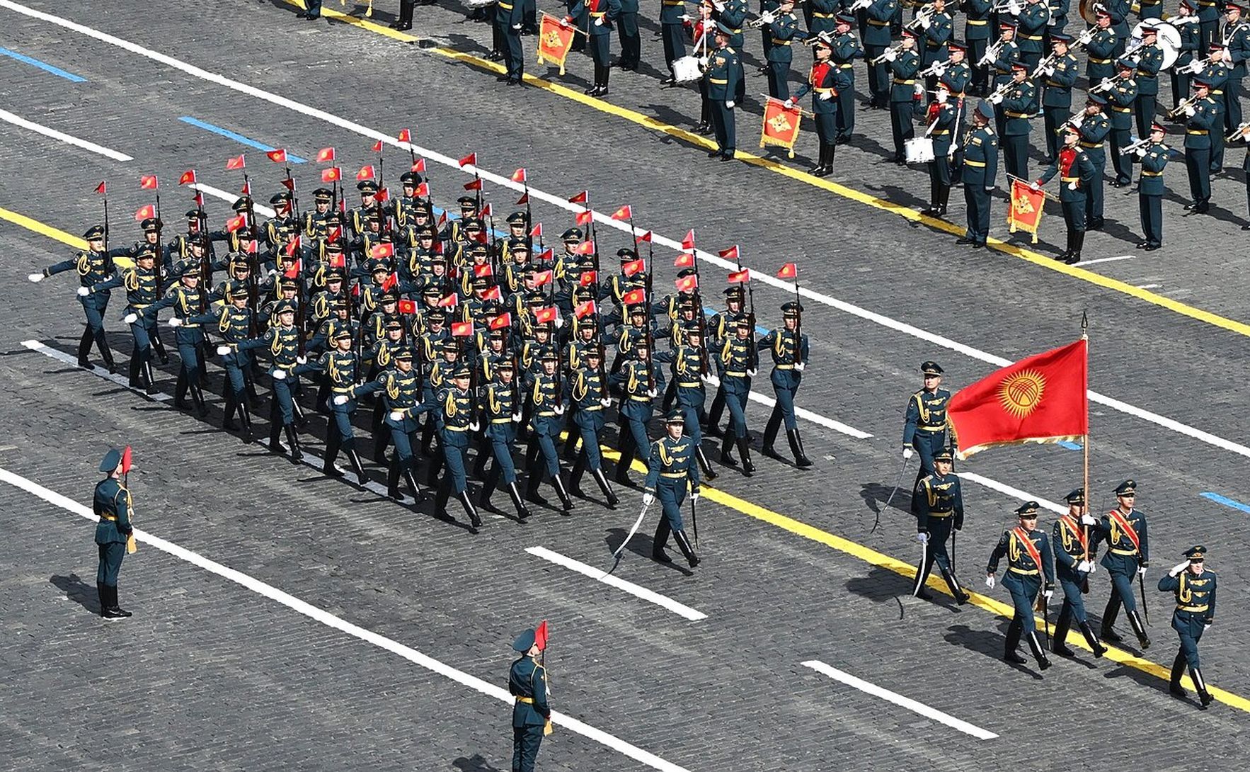 Nie Iran, nie Korea Północna. To ich mocno napędza wojna w Ukrainie