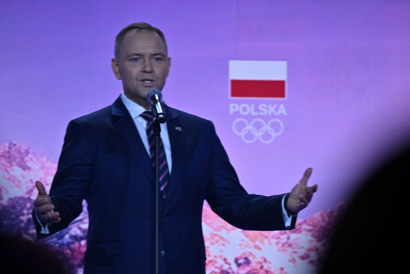 Weto Nawrockiego ws. ustawy cyfrowej. Polacy podzieleni