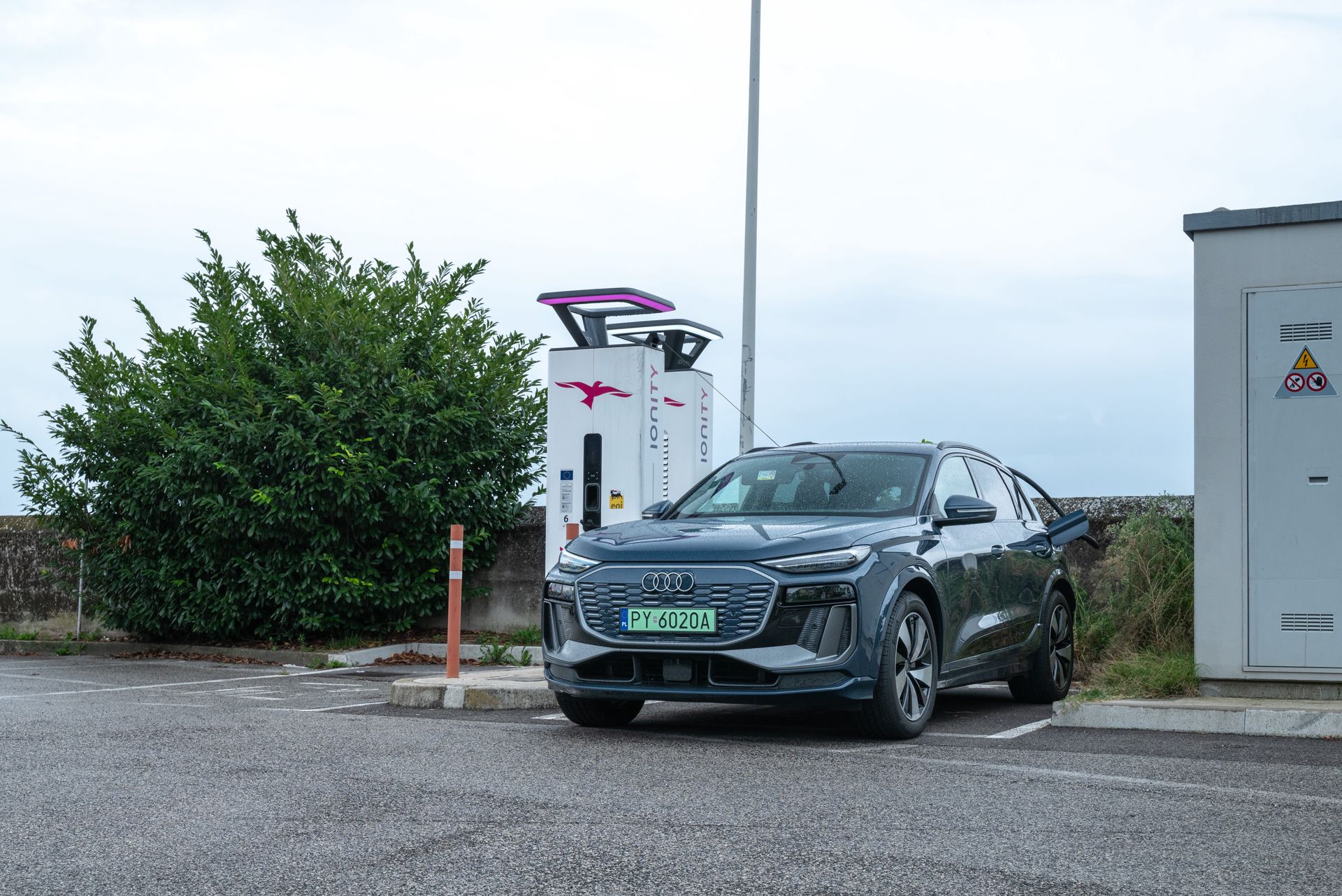 Elektryki w Polsce rosną w siłę. Trend może jednak niedługo zwolnić