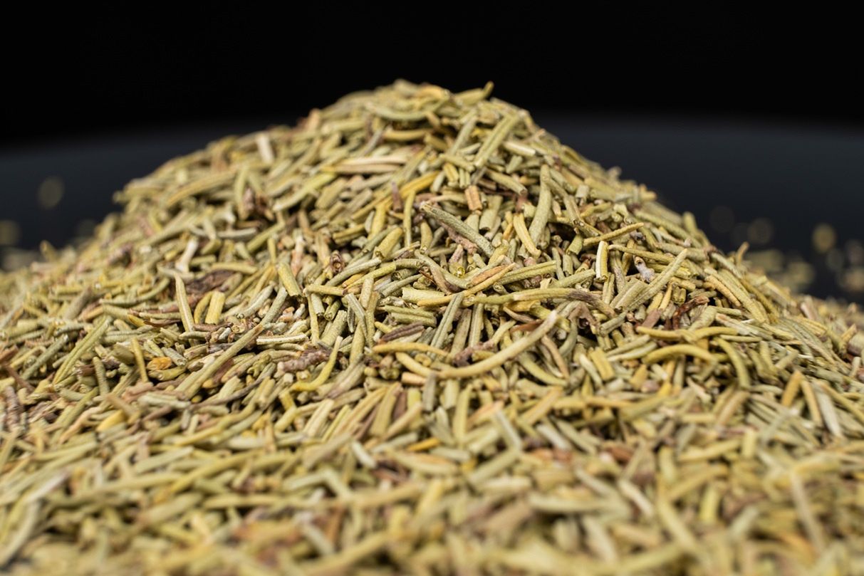 Dorzuć do kapusty albo fasoli zamiast majeranku. Pozbędziesz się krępującego problemu