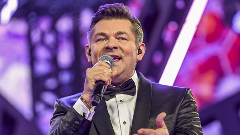 Niewiele brakowało, a Zenon Martyniuk wybrałby zupełnie inny zawód. Jakie wykształcenie ma "król" disco polo?
