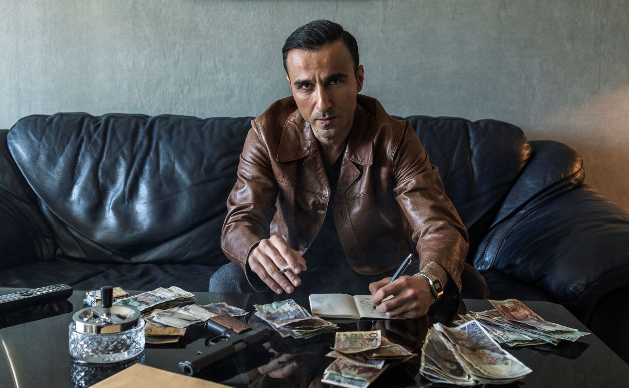 Mroczny obraz przemytniczego podziemia. Serial "Mafia" nowością w polskim VOD