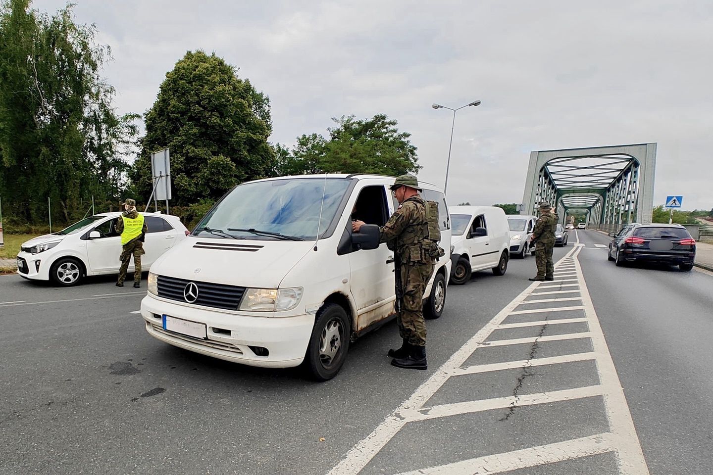 Policja w akcji. Zatrzymała sześciu migrantów