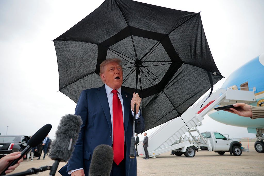 Trump ogłosił zakończenie wojny. Leci na Bliski Wschód