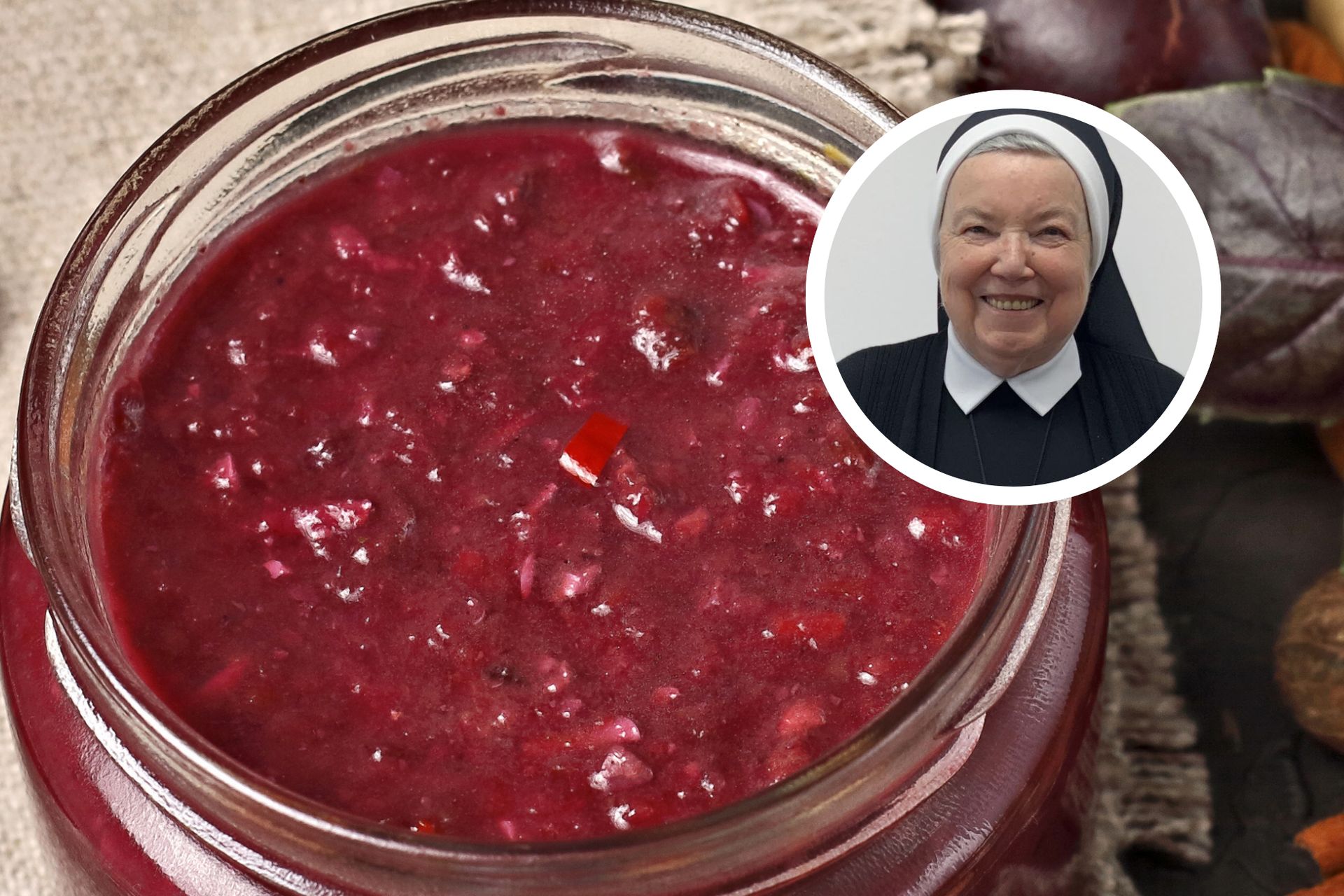 Powidła od siostry Anastazji pachną marcepanem. Kuzynka wstawiła od razu 10 słoików na zimę