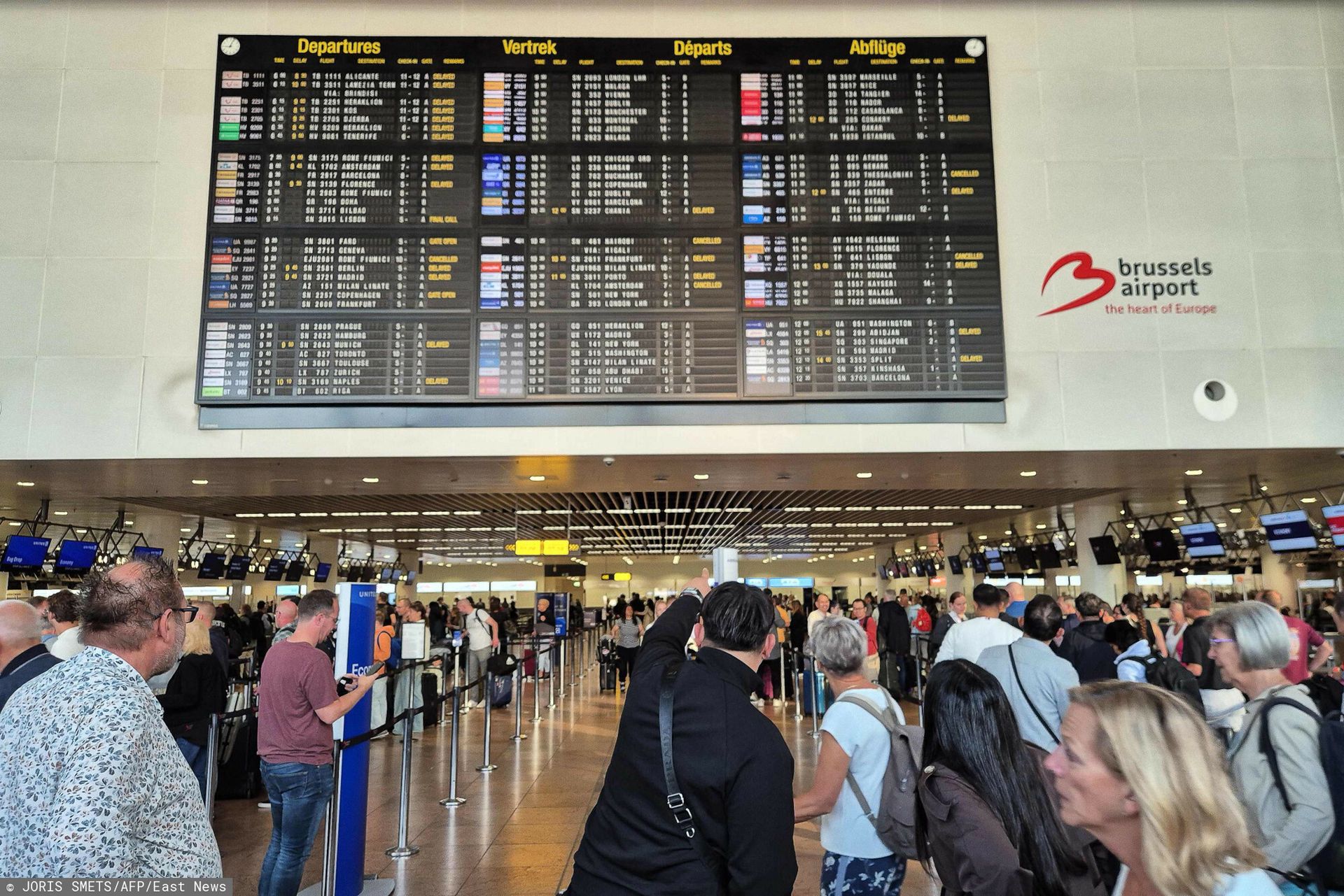 Echa cyberataku na lotniska. Bruksela odwołuje połowę lotów