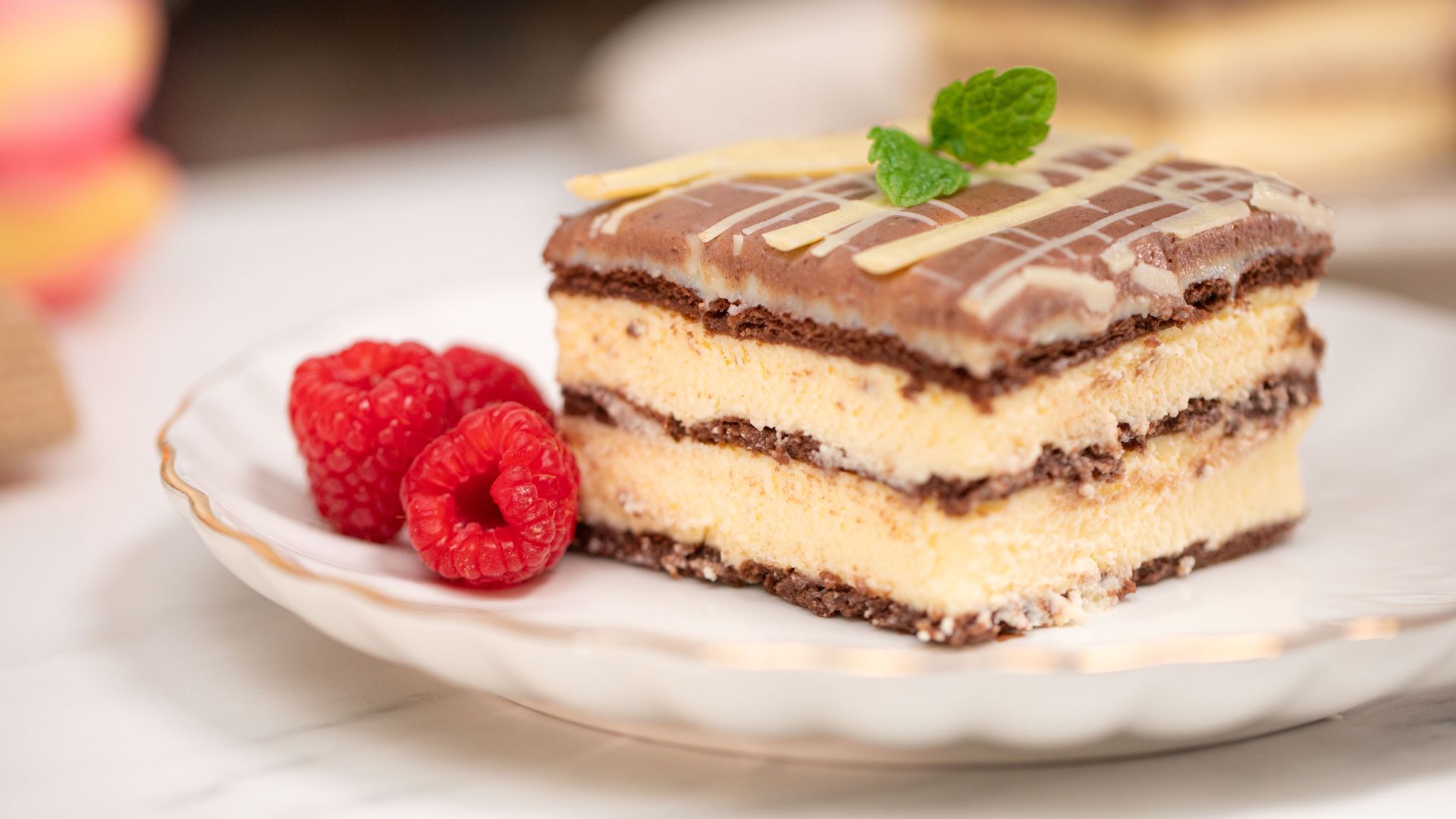 Aksamitny sernik, który zawsze się udaje. Sekretem jest jeden składnik w masie