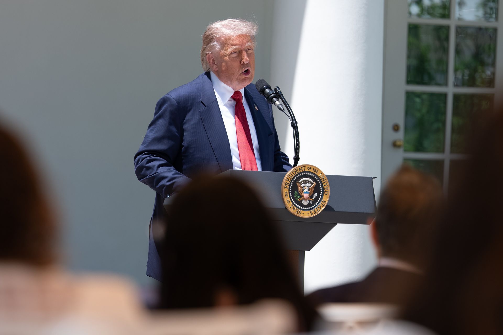 Kolejne sankcje na Chiny. Napięcia przed spotkaniem Trumpa z Xi Jinpingiem
