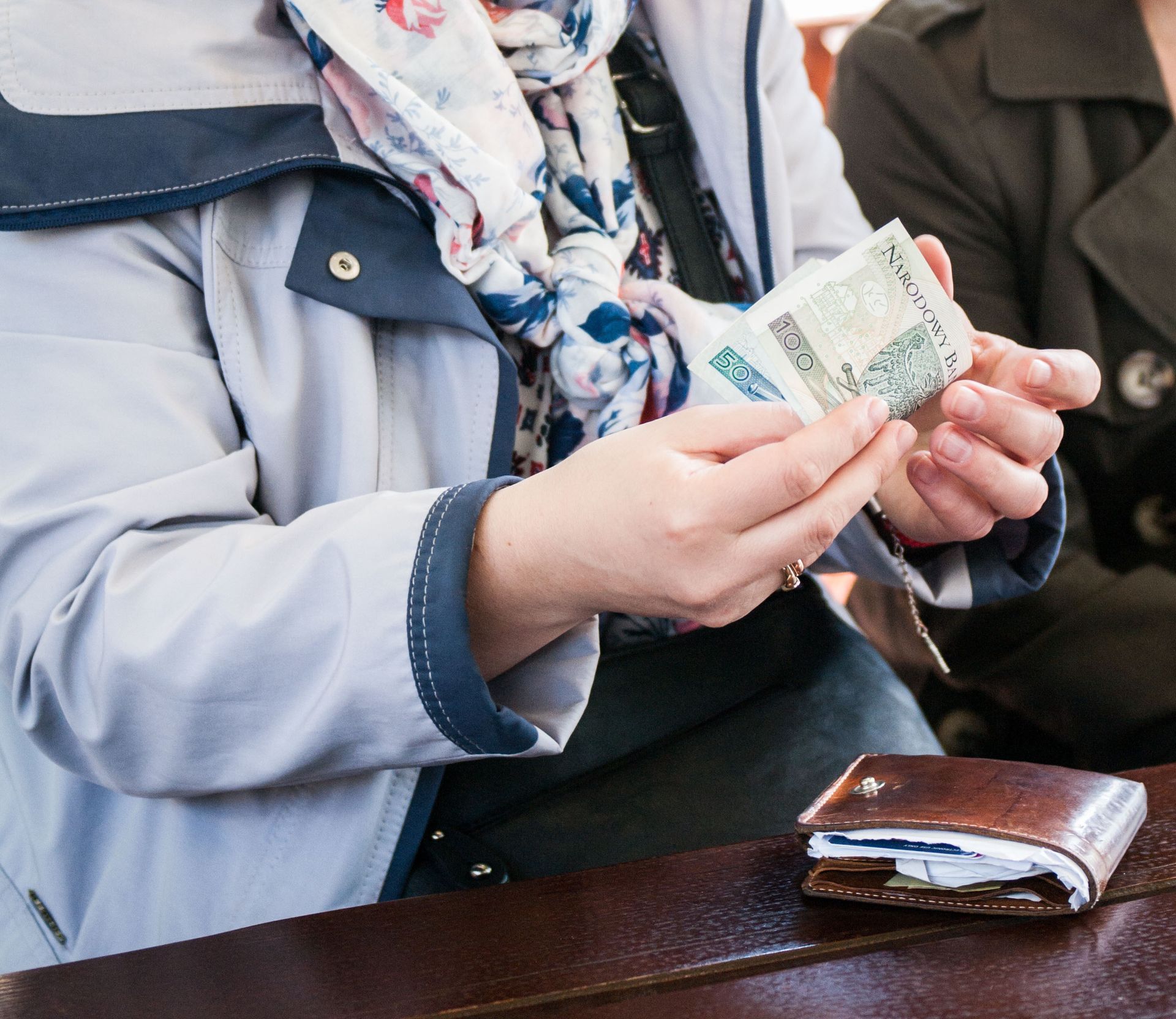 Ważne informacje dla emerytów. ZUS zmienia terminy wypłat w grudniu