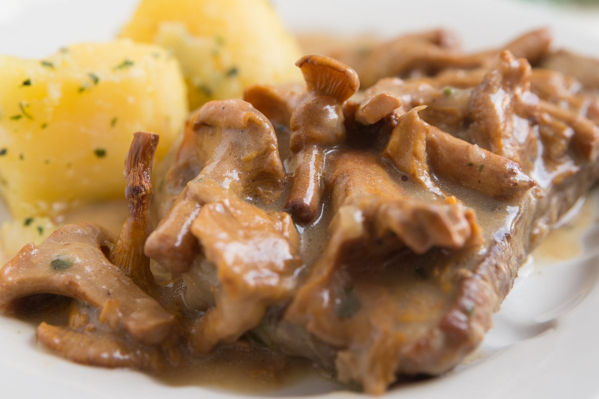 To zdrowe mięso bez chemii i antybiotyków. w okresie podaje je w sosie kurkowym i wszystkich zachwycam