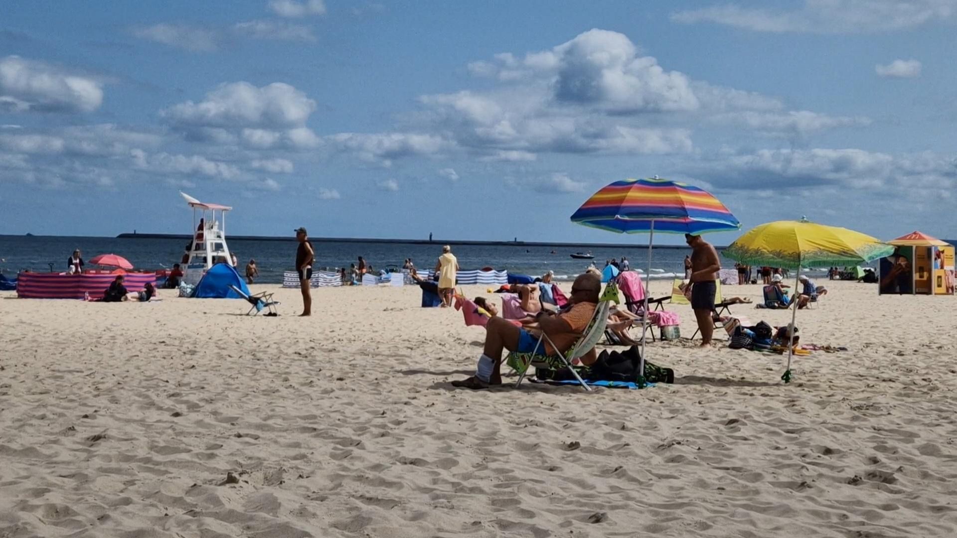 Tak Polacy obniżają koszty urlopów. Ceny niższe o 1/3