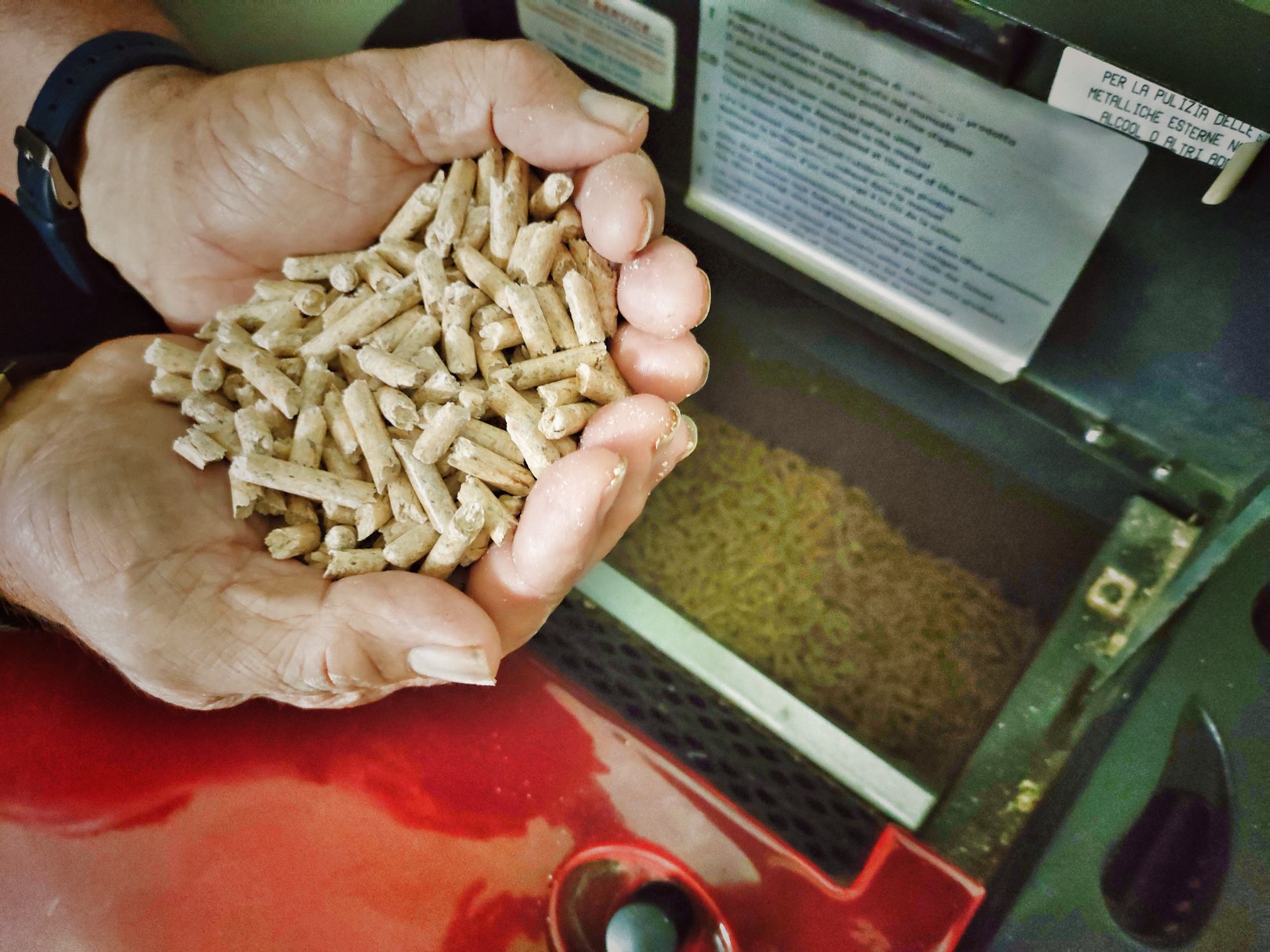 Oszustwo na pellecie. Stracił 20 tys. zł. Policja ostrzega