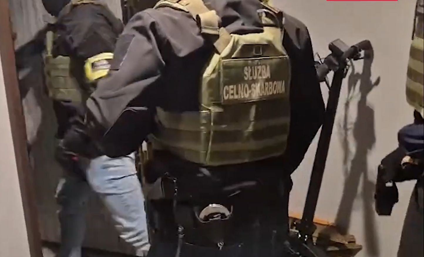 Przekręt na 11 mln. Koniec paliwowego oszustwa. Poranna wizyta służb